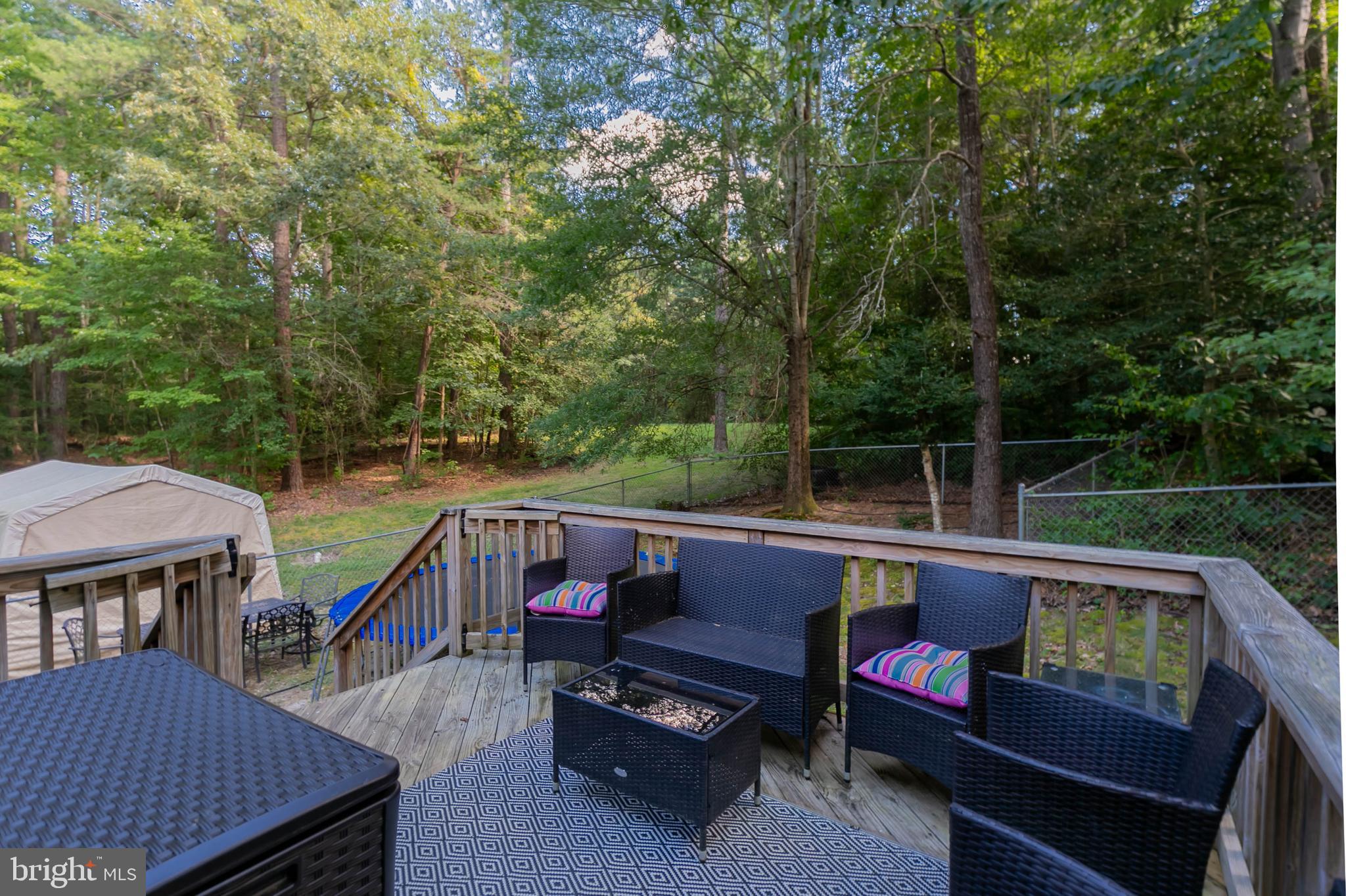 LAKE CAROLINE - Residential