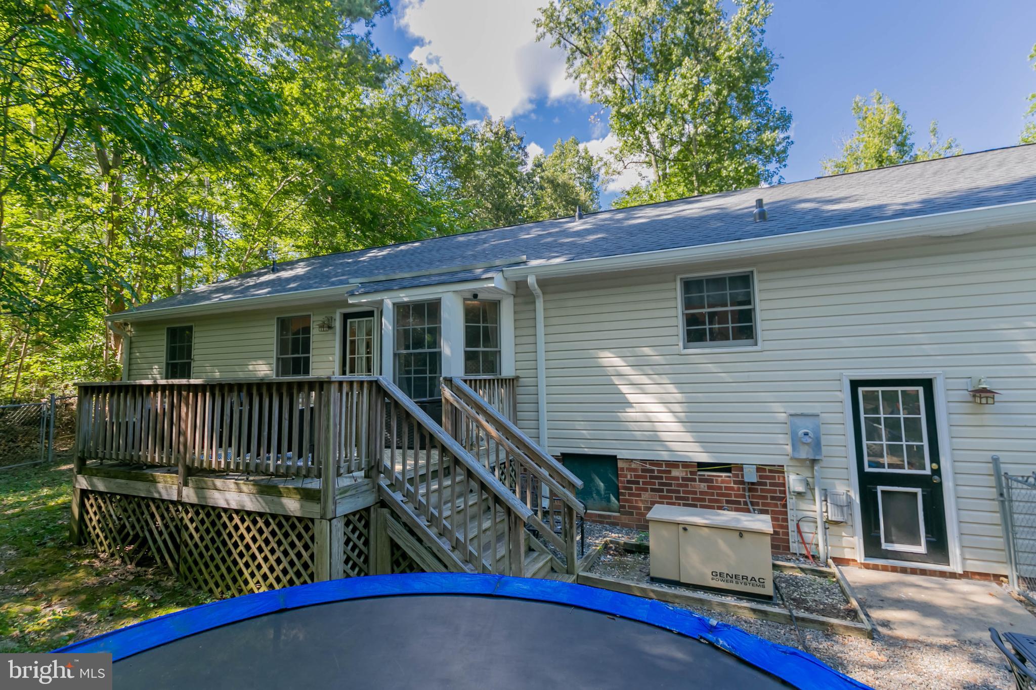 LAKE CAROLINE - Residential