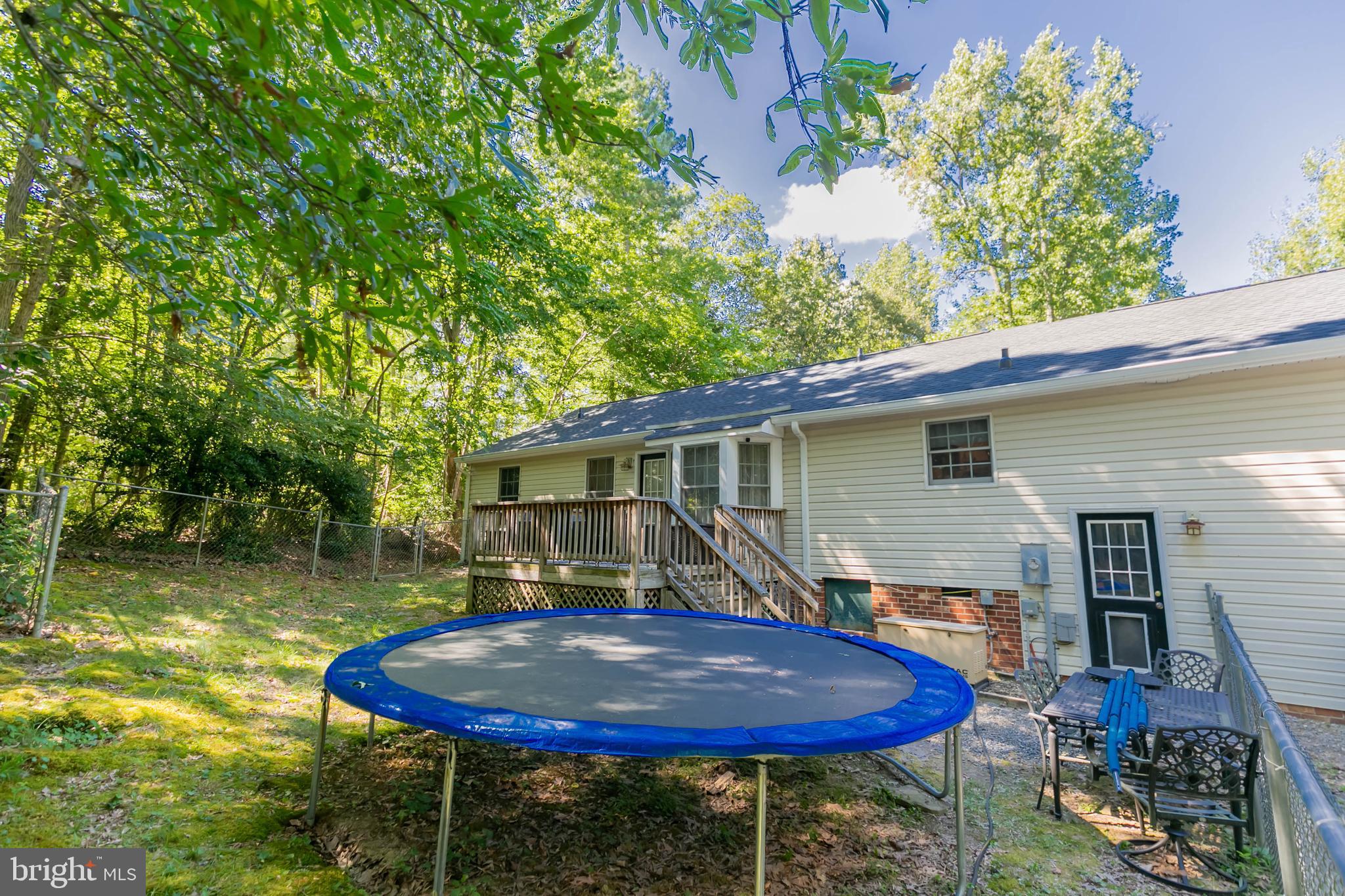 LAKE CAROLINE - Residential