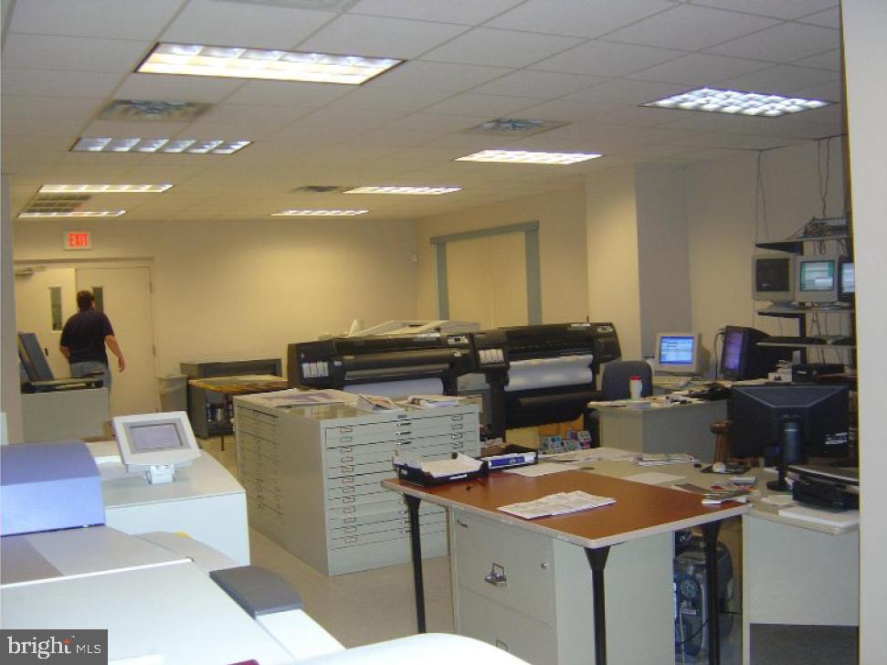 WINTER PLACE - Commercial Sale