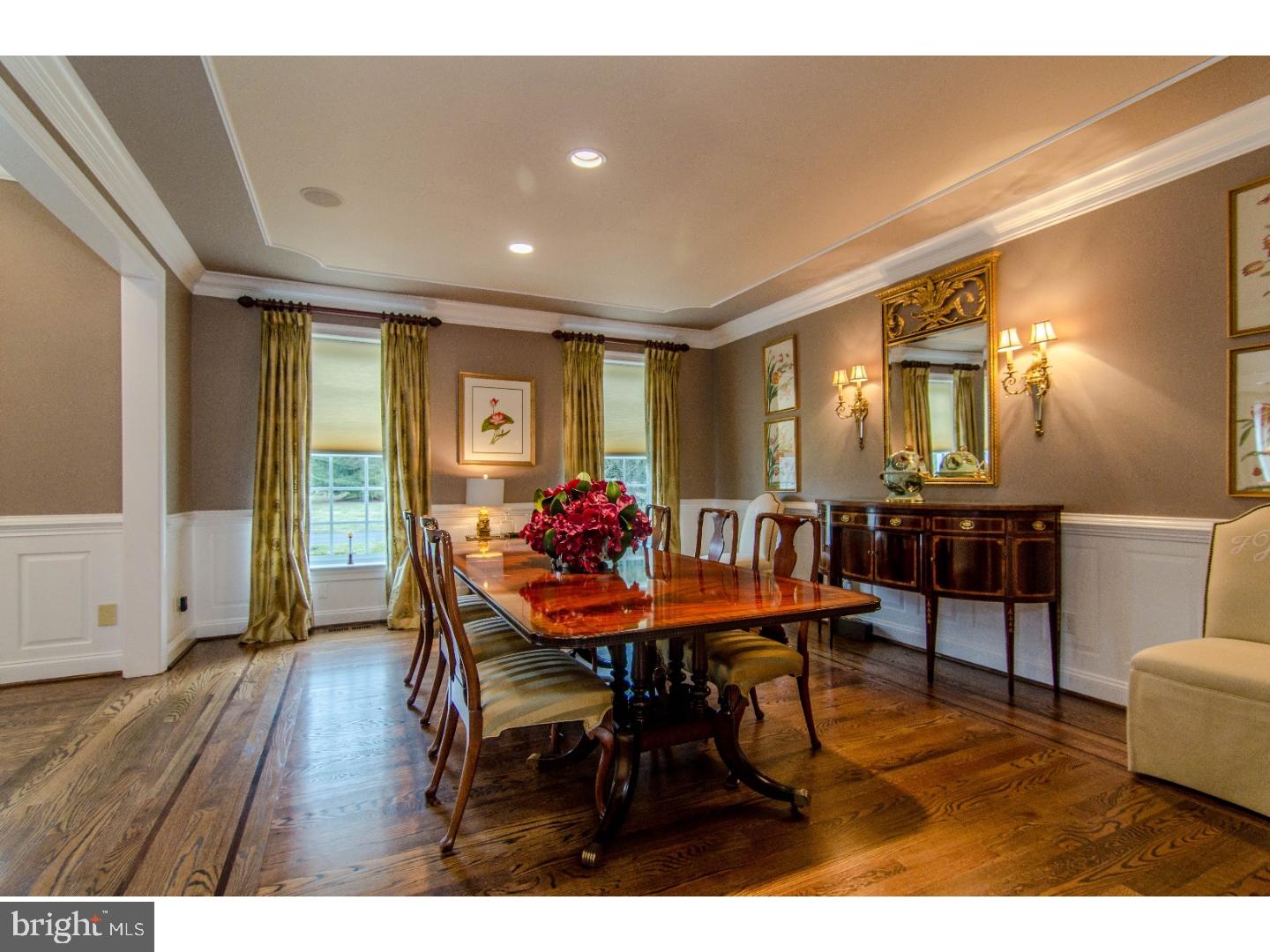 RADNOR HUNT - Residential