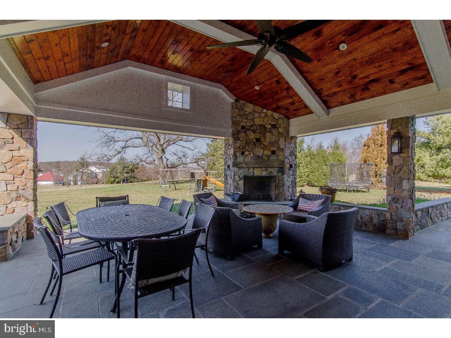 RADNOR HUNT - Residential