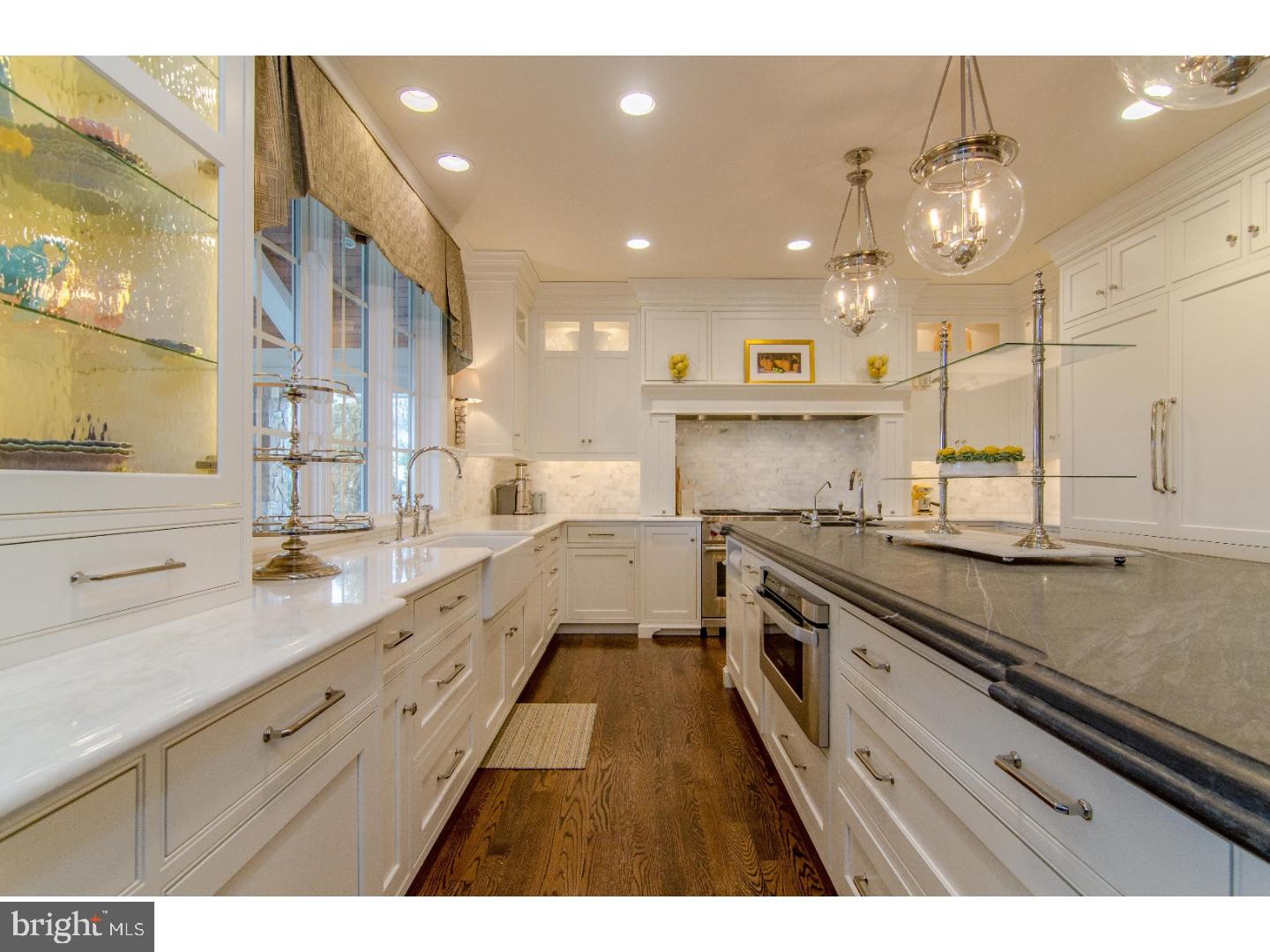 RADNOR HUNT - Residential