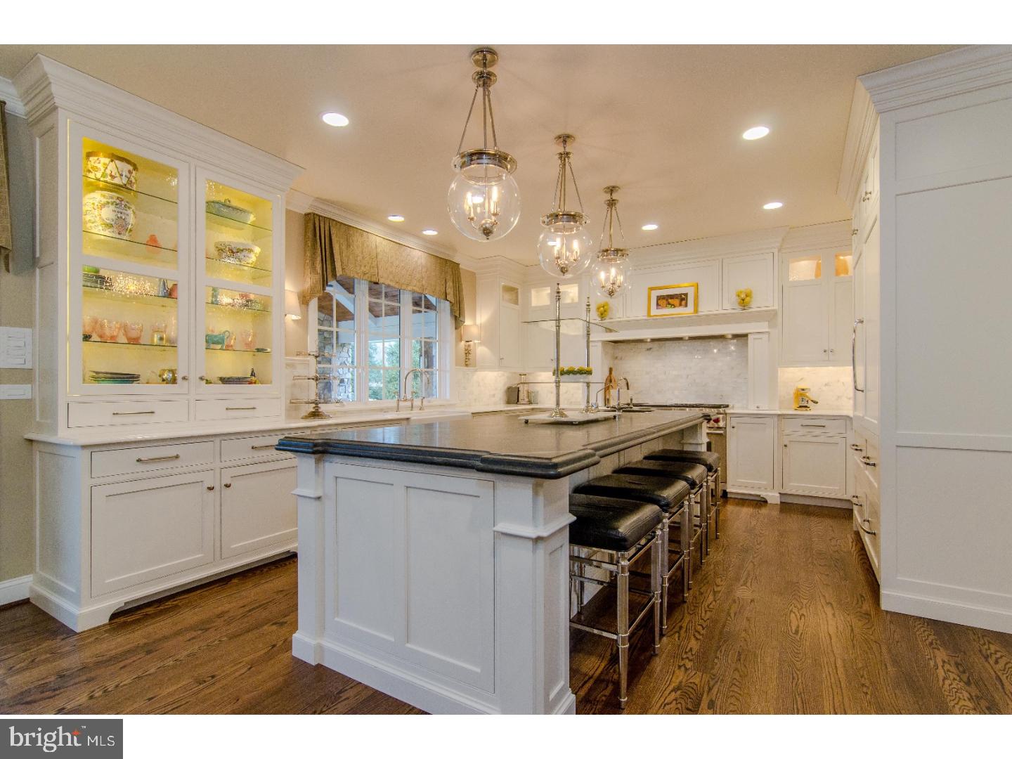 RADNOR HUNT - Residential