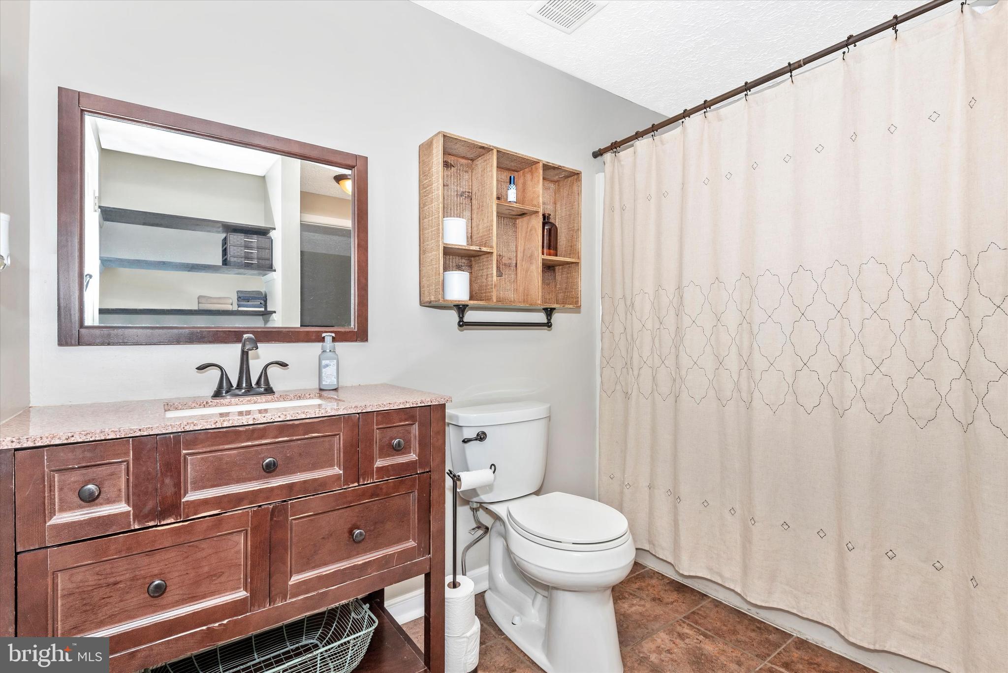 FARMBROOK - Residential