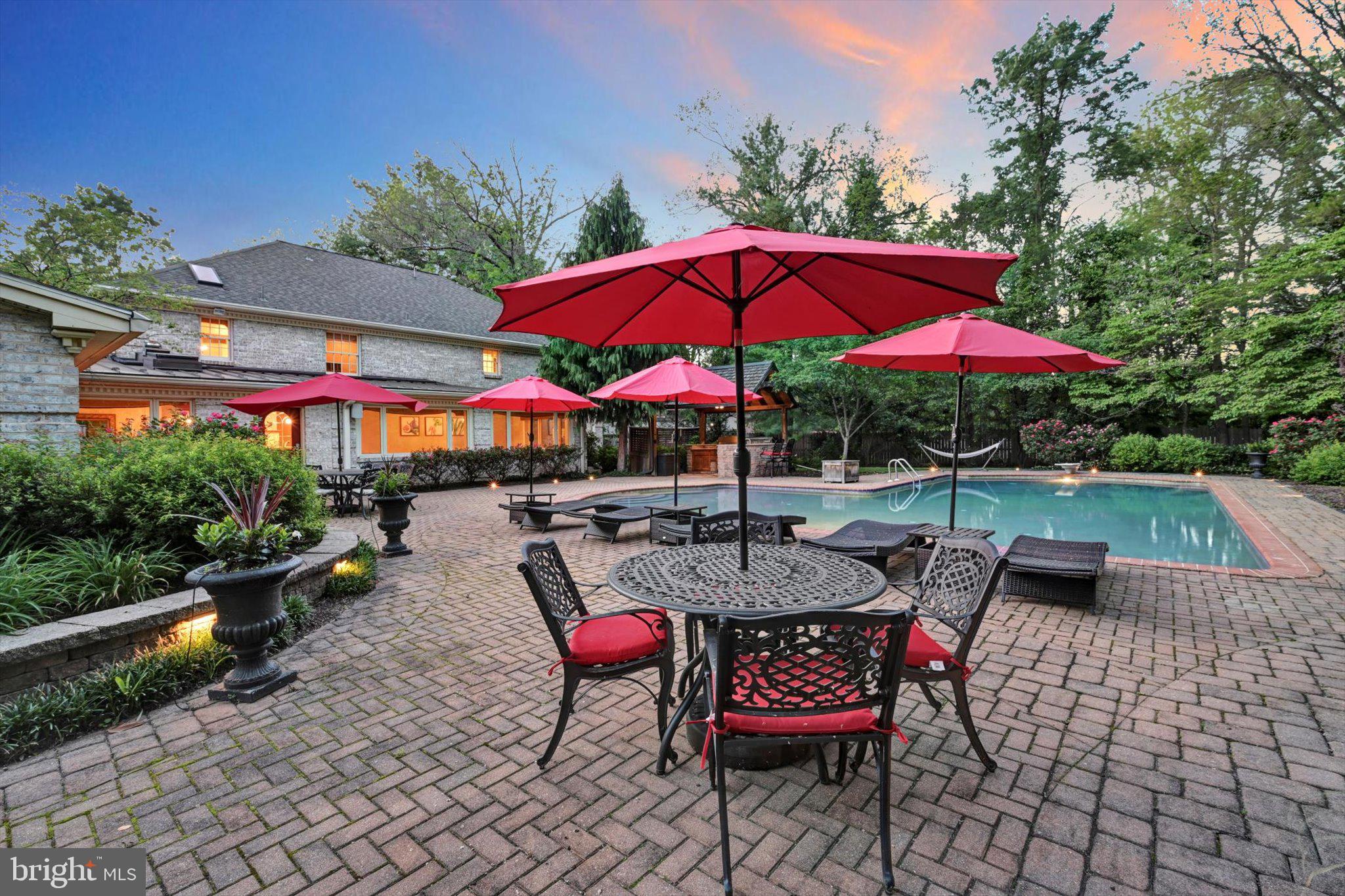 THE CLIFFS - Residential