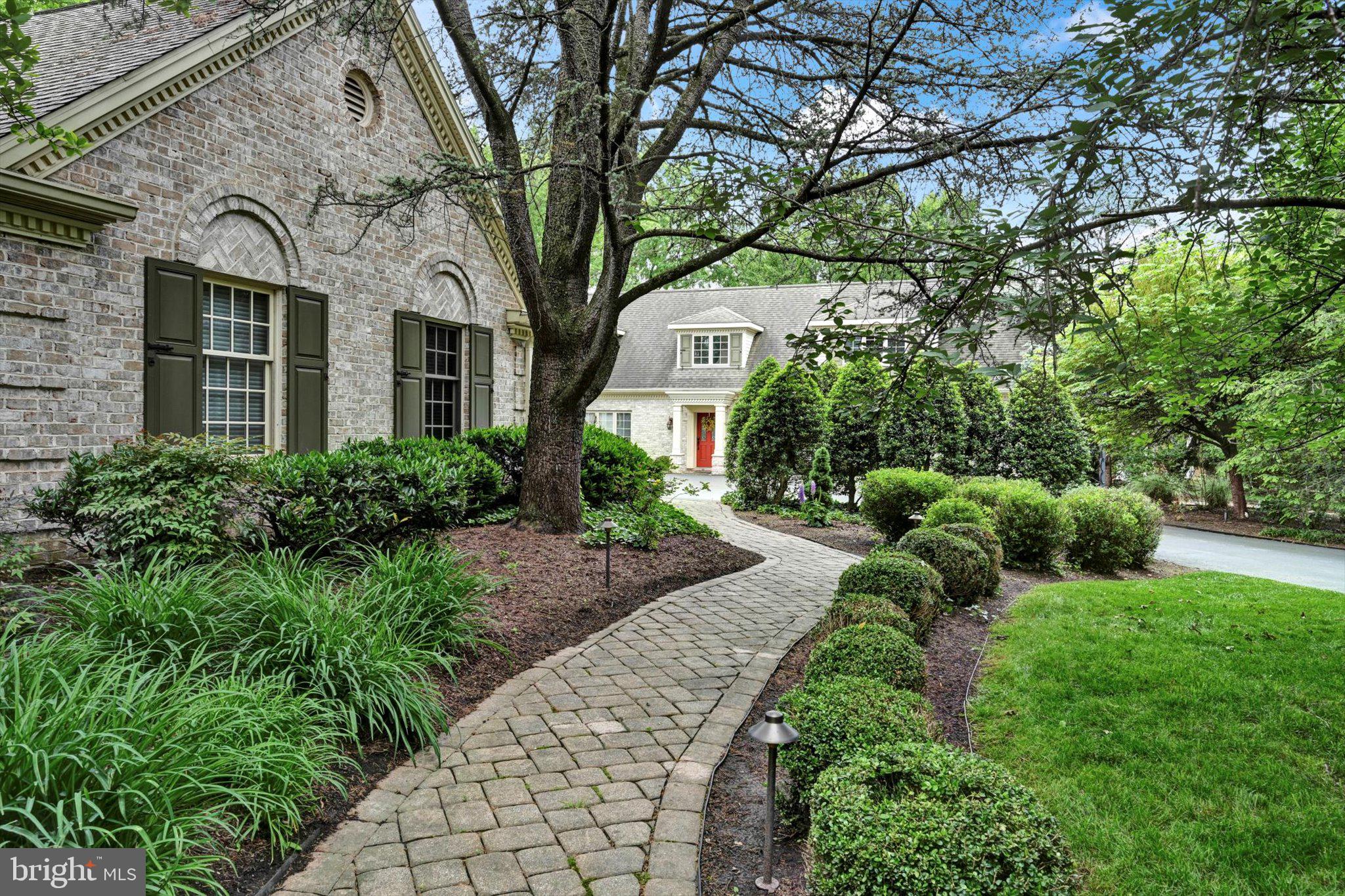 THE CLIFFS - Residential