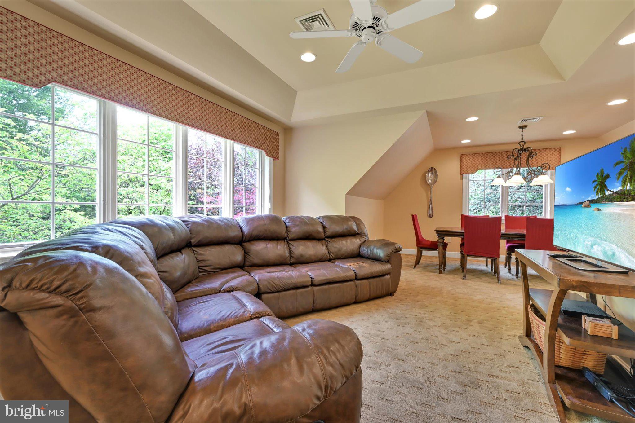 THE CLIFFS - Residential