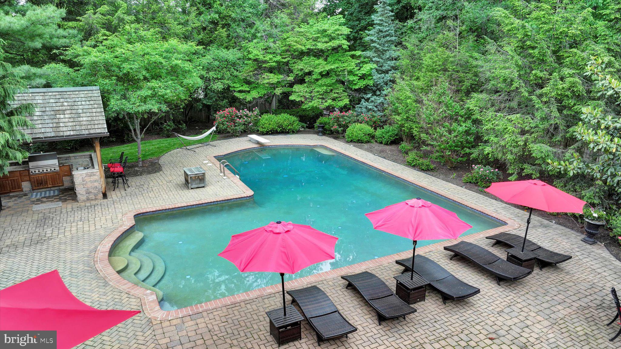 THE CLIFFS - Residential