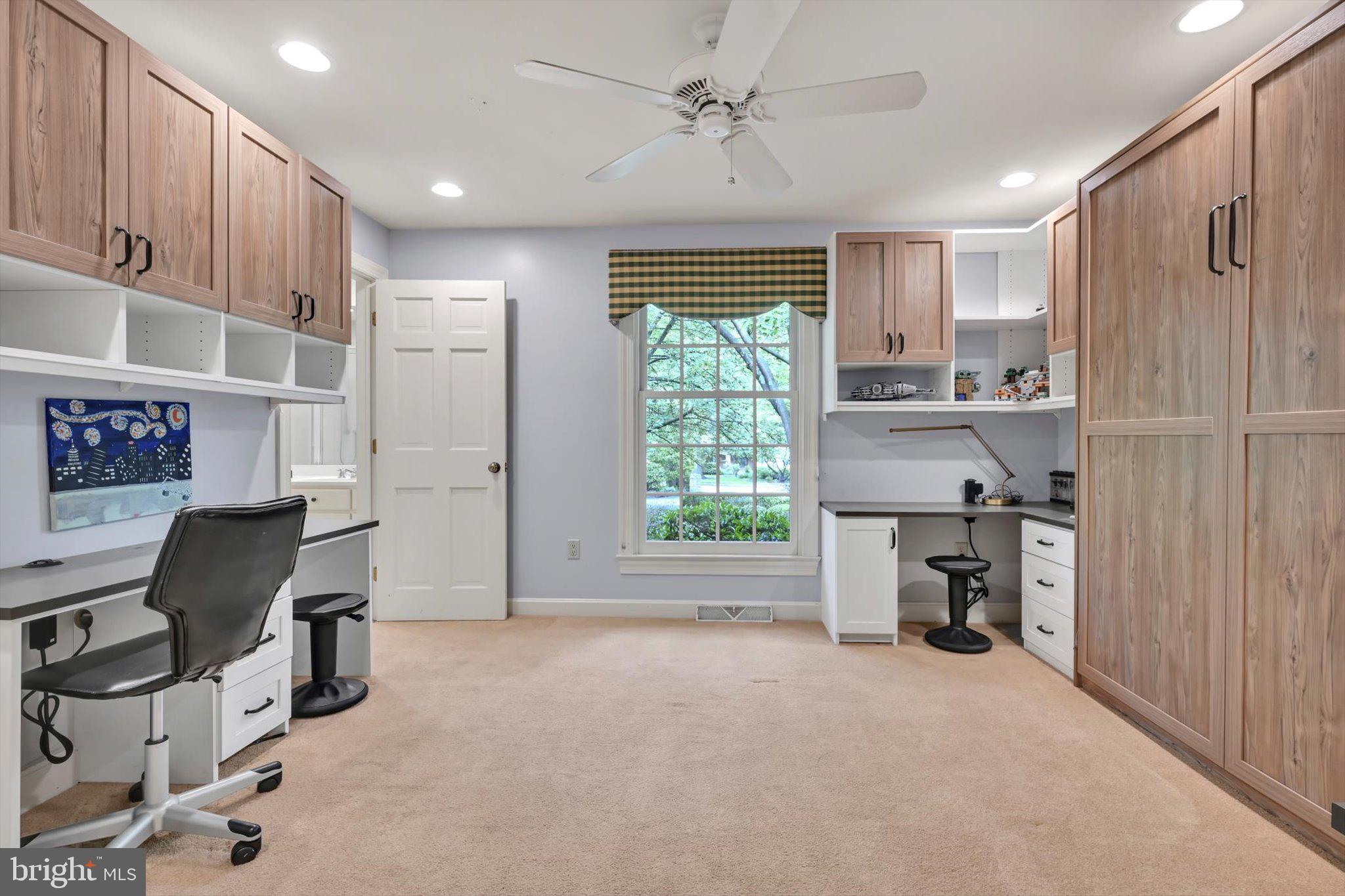 THE CLIFFS - Residential