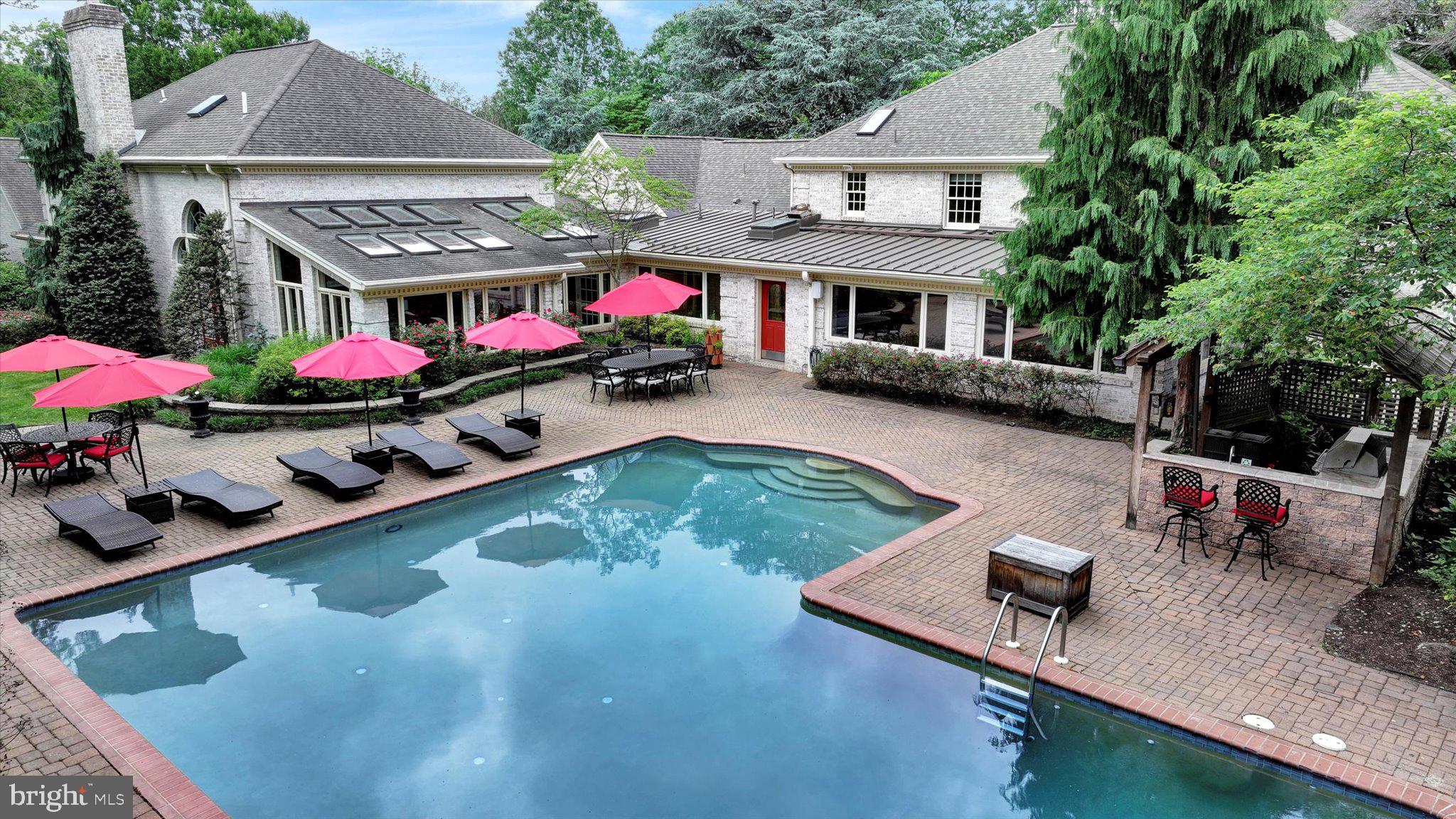 THE CLIFFS - Residential