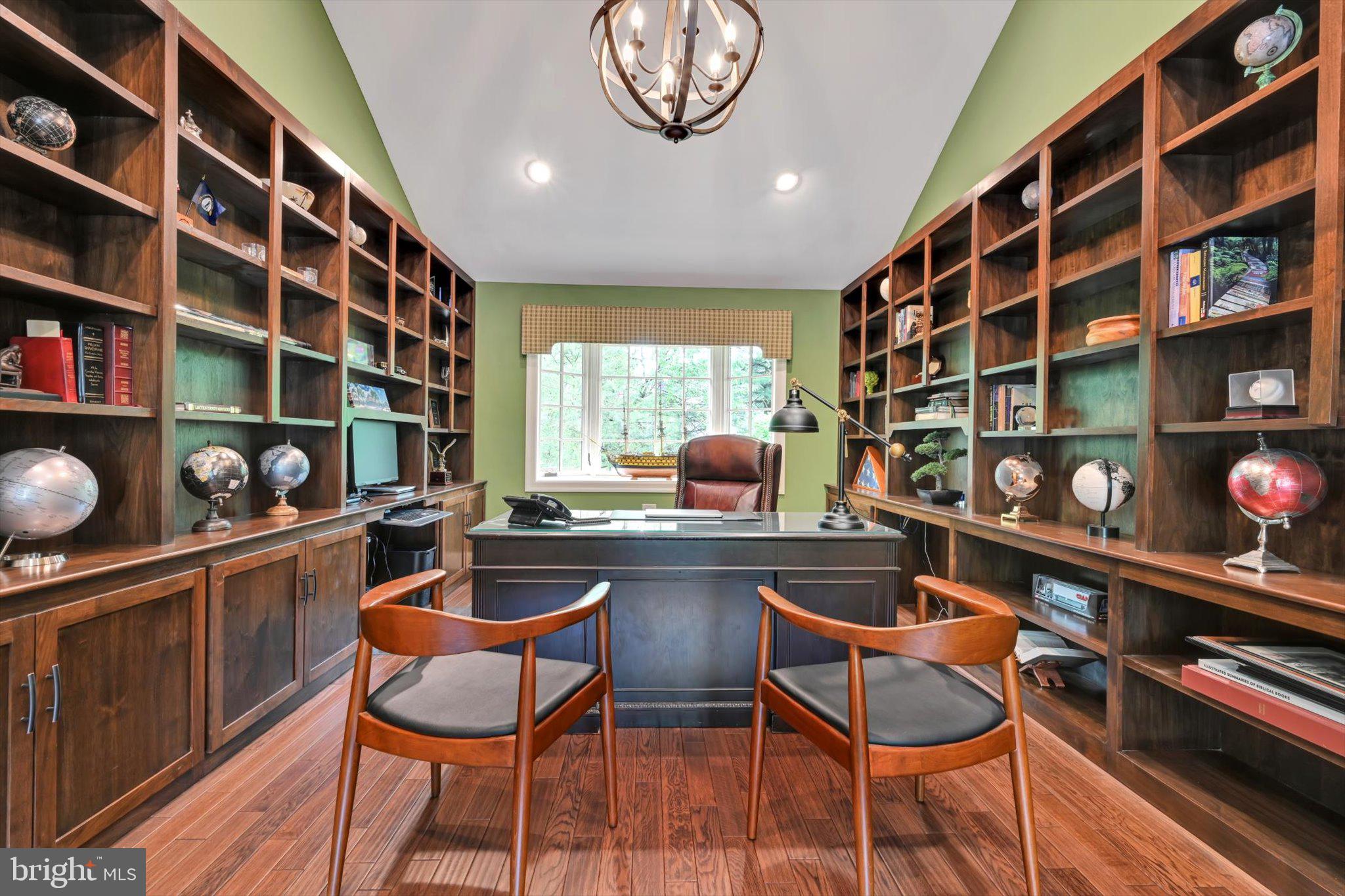 THE CLIFFS - Residential