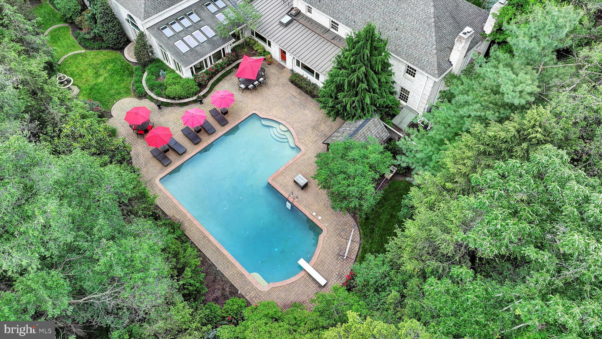 THE CLIFFS - Residential