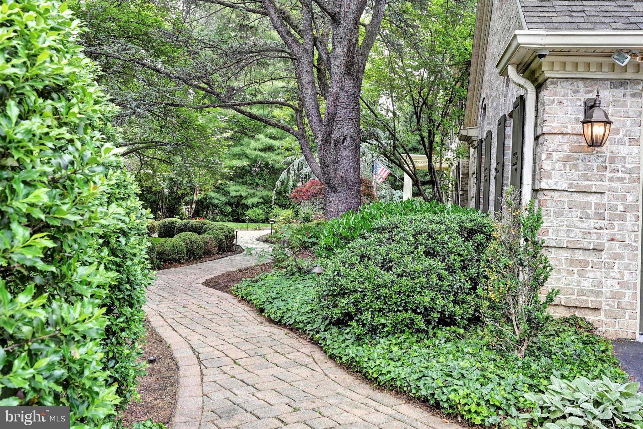 THE CLIFFS - Residential