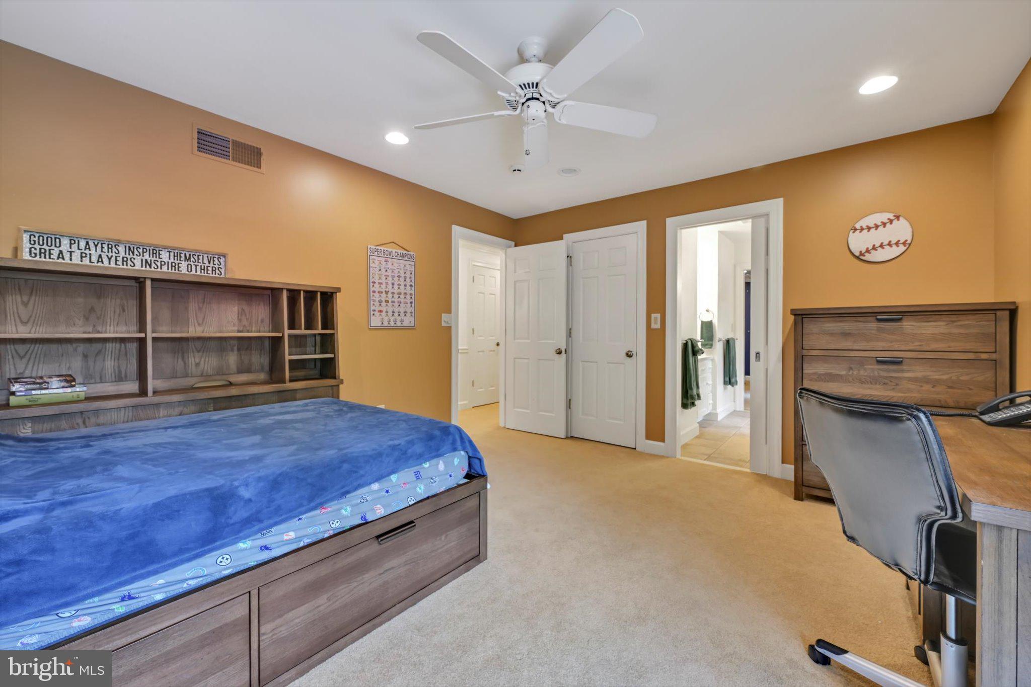 THE CLIFFS - Residential