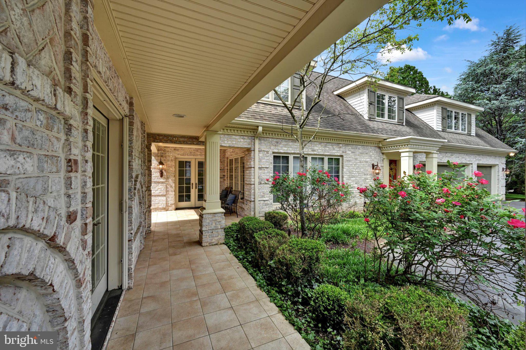 THE CLIFFS - Residential