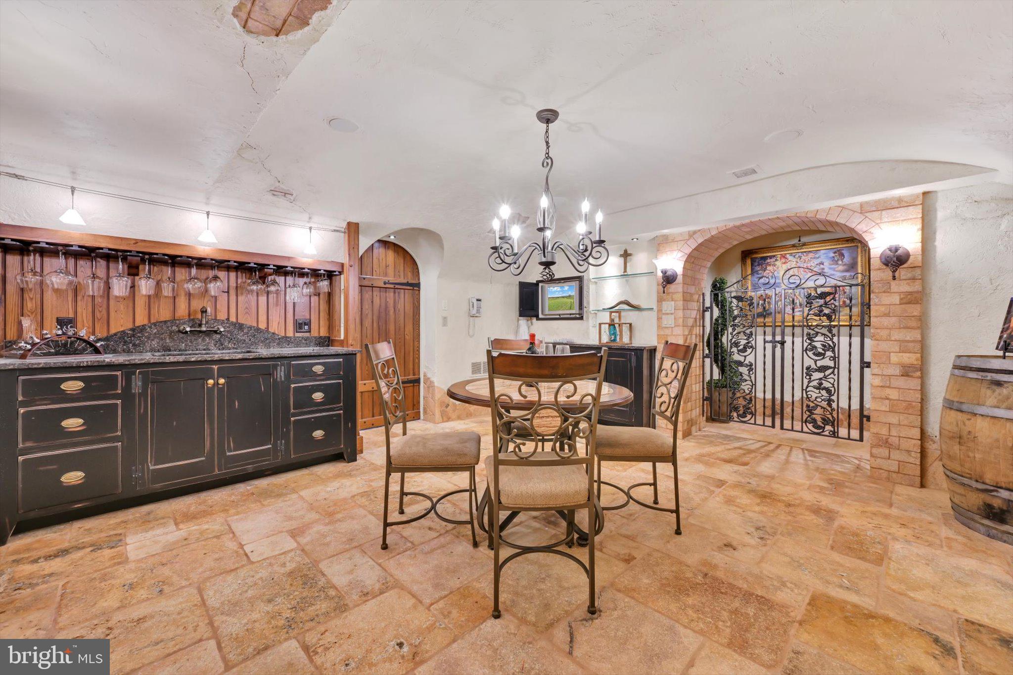 THE CLIFFS - Residential