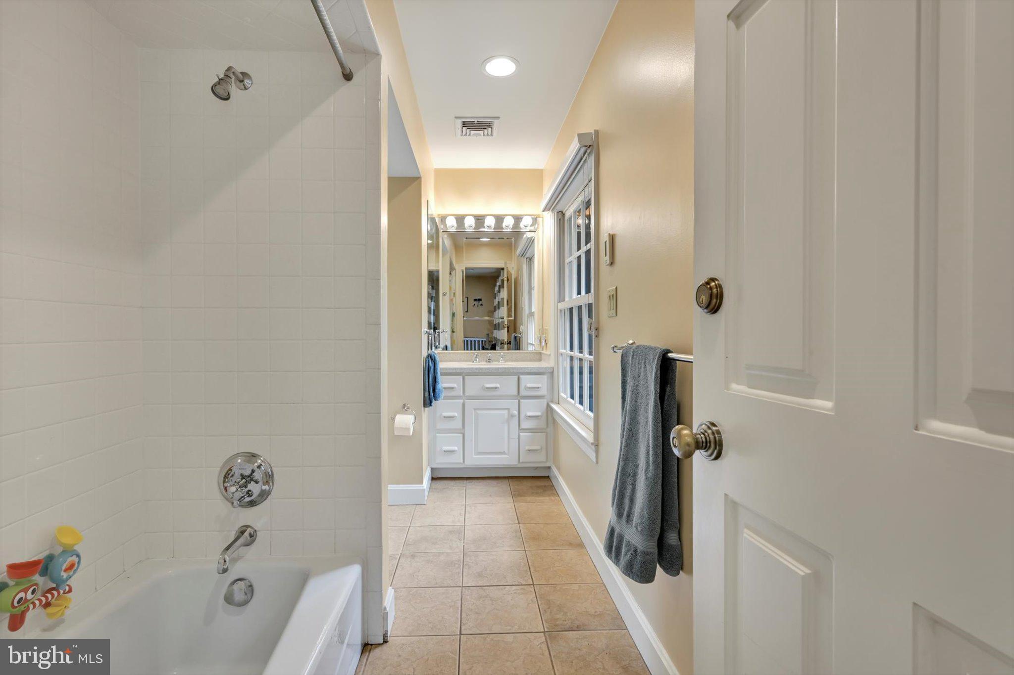 THE CLIFFS - Residential