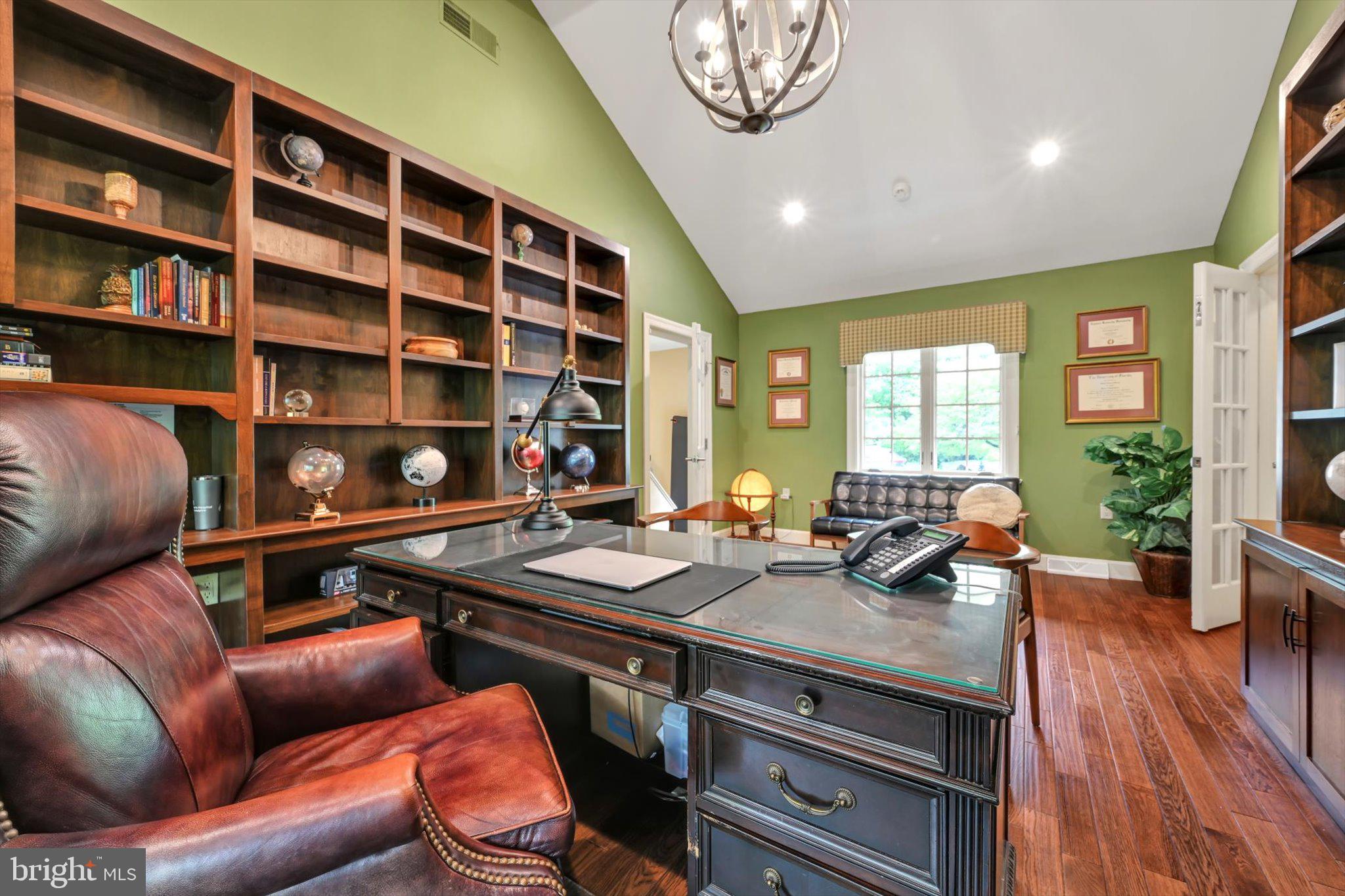 THE CLIFFS - Residential