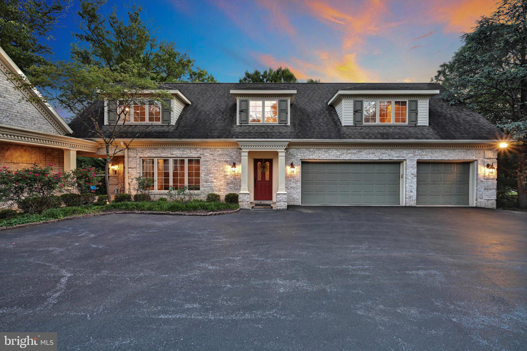 THE CLIFFS - Residential