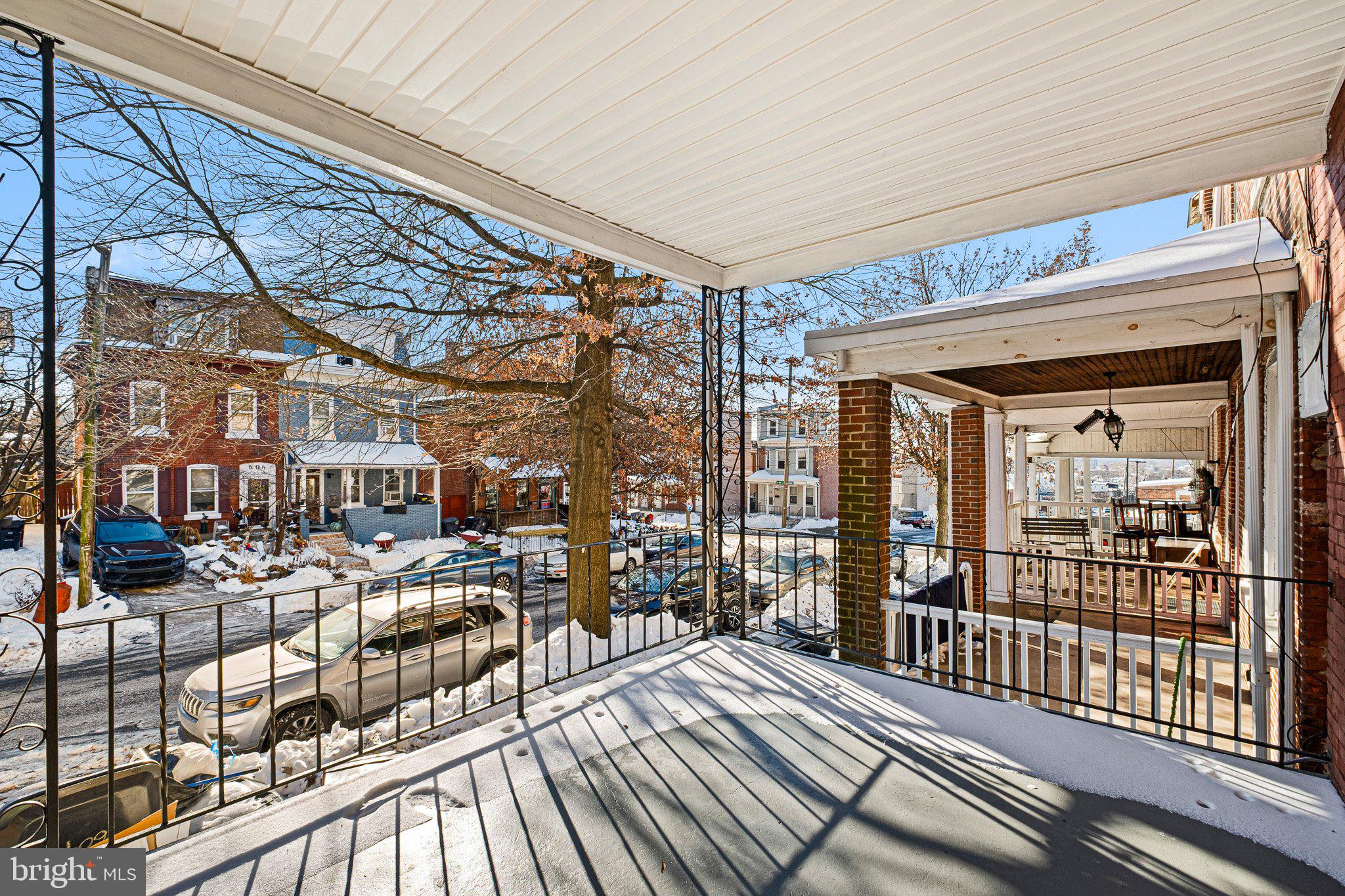 609 N VAN BUREN STREET