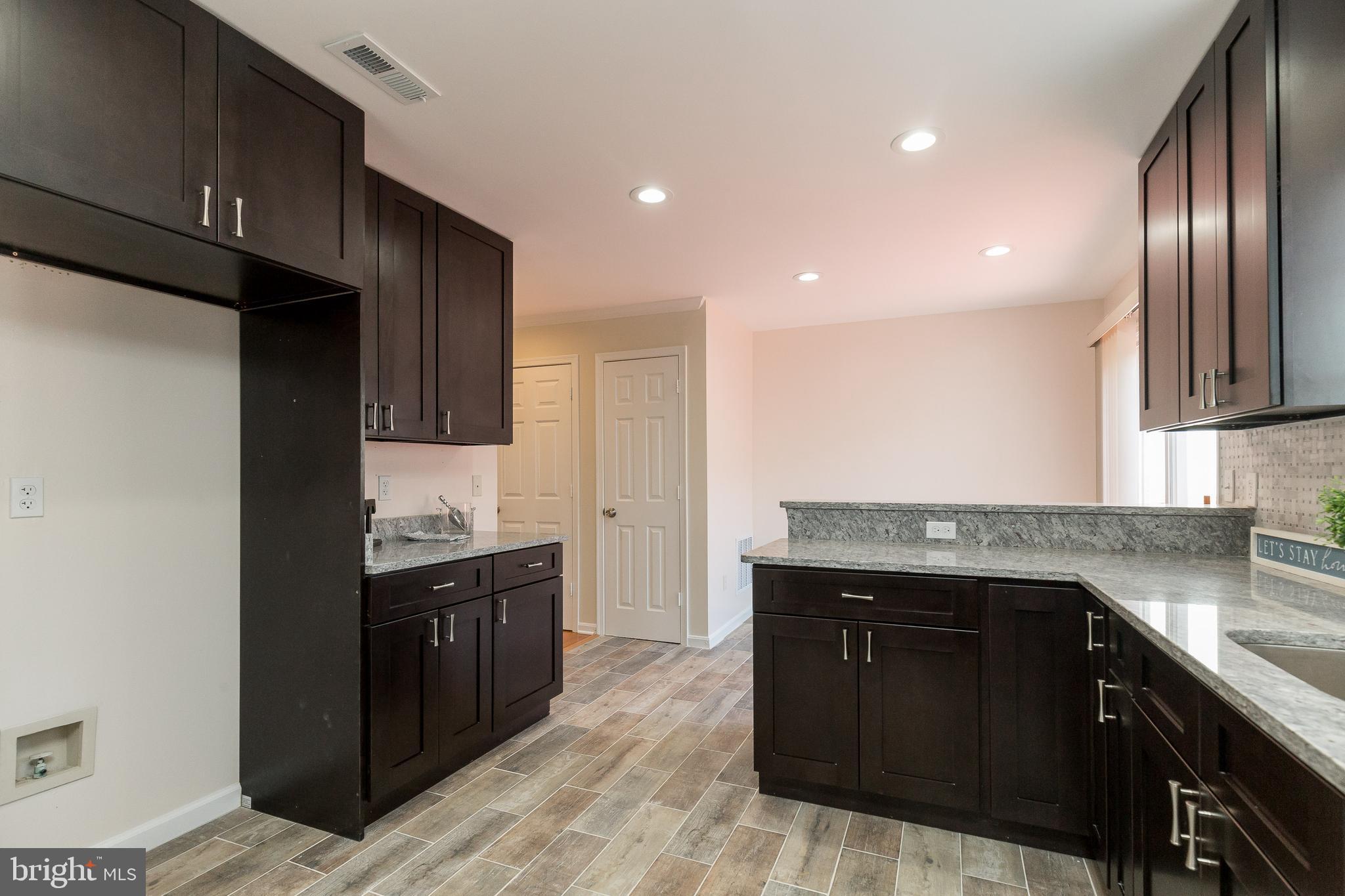 KINGSTOWNE - Residential