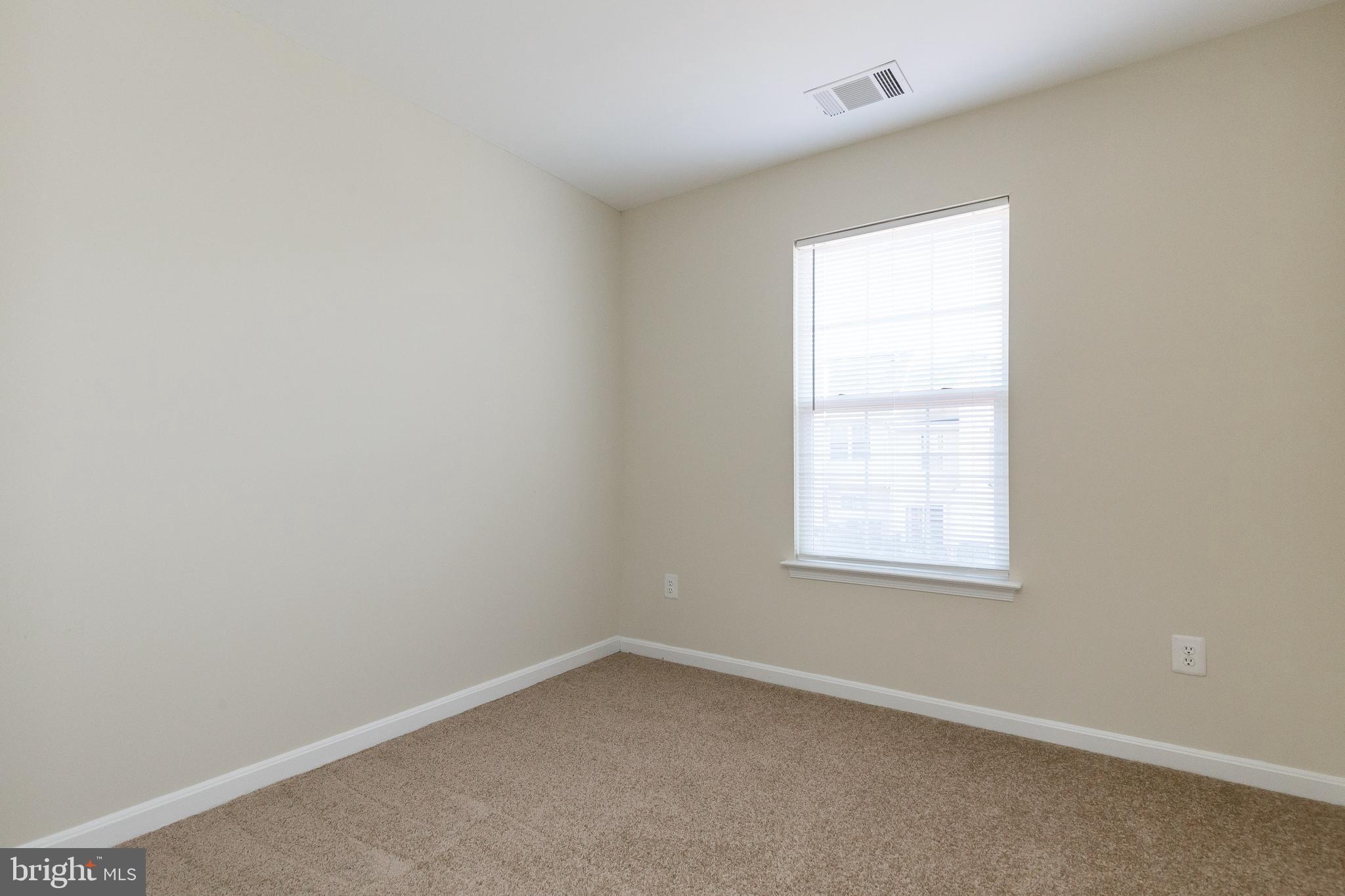 KINGSTOWNE - Residential