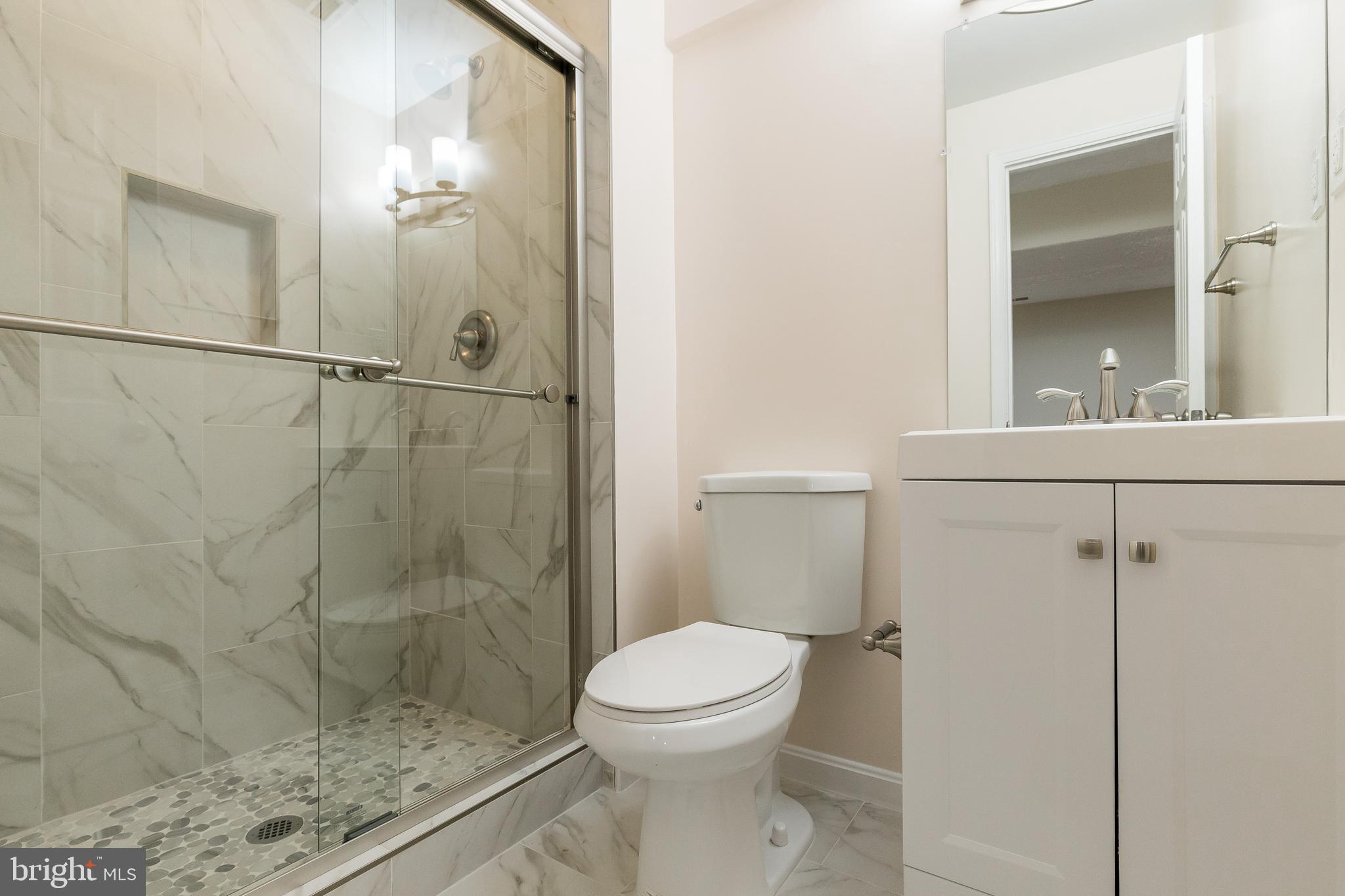 KINGSTOWNE - Residential