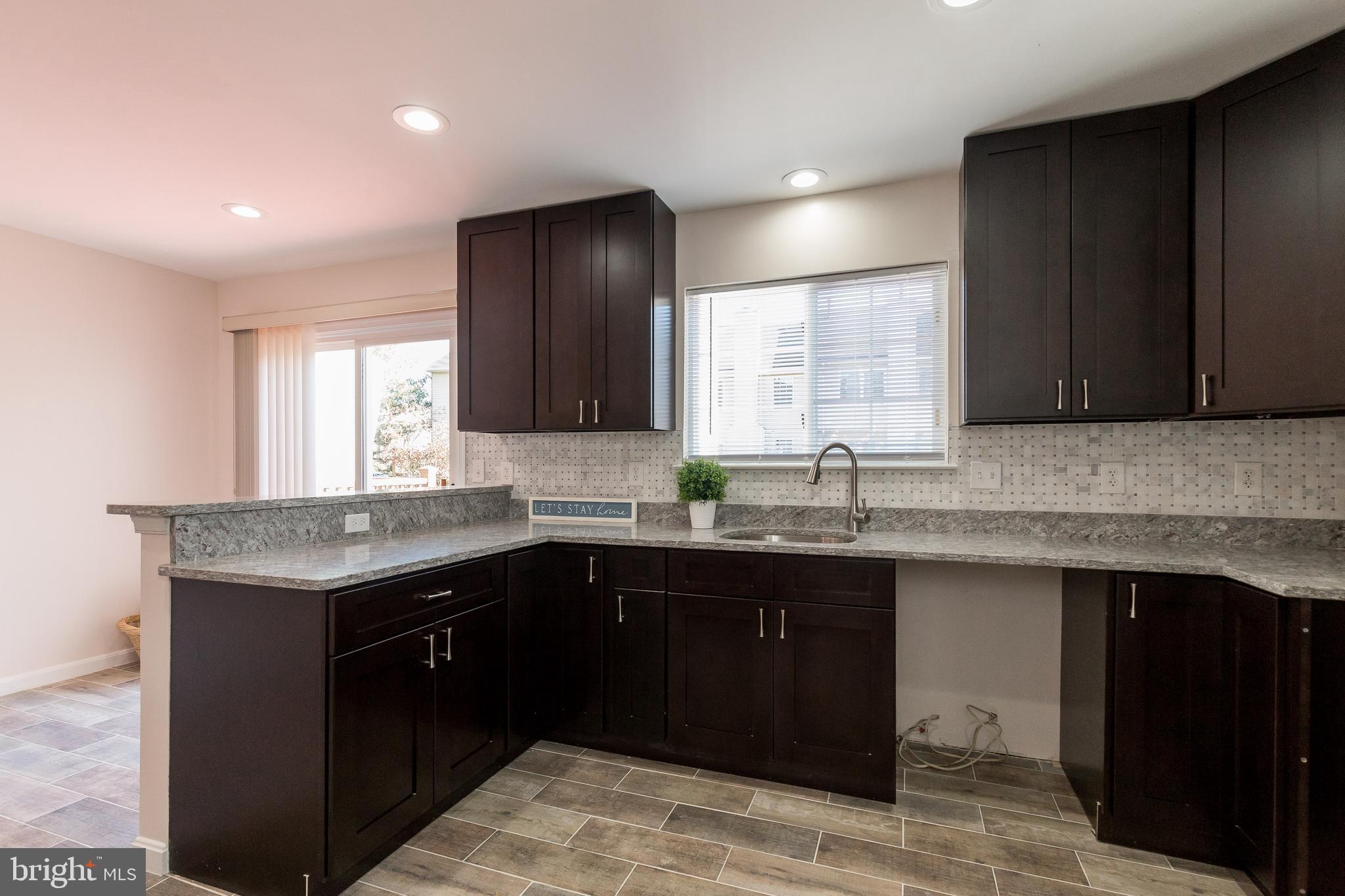 KINGSTOWNE - Residential