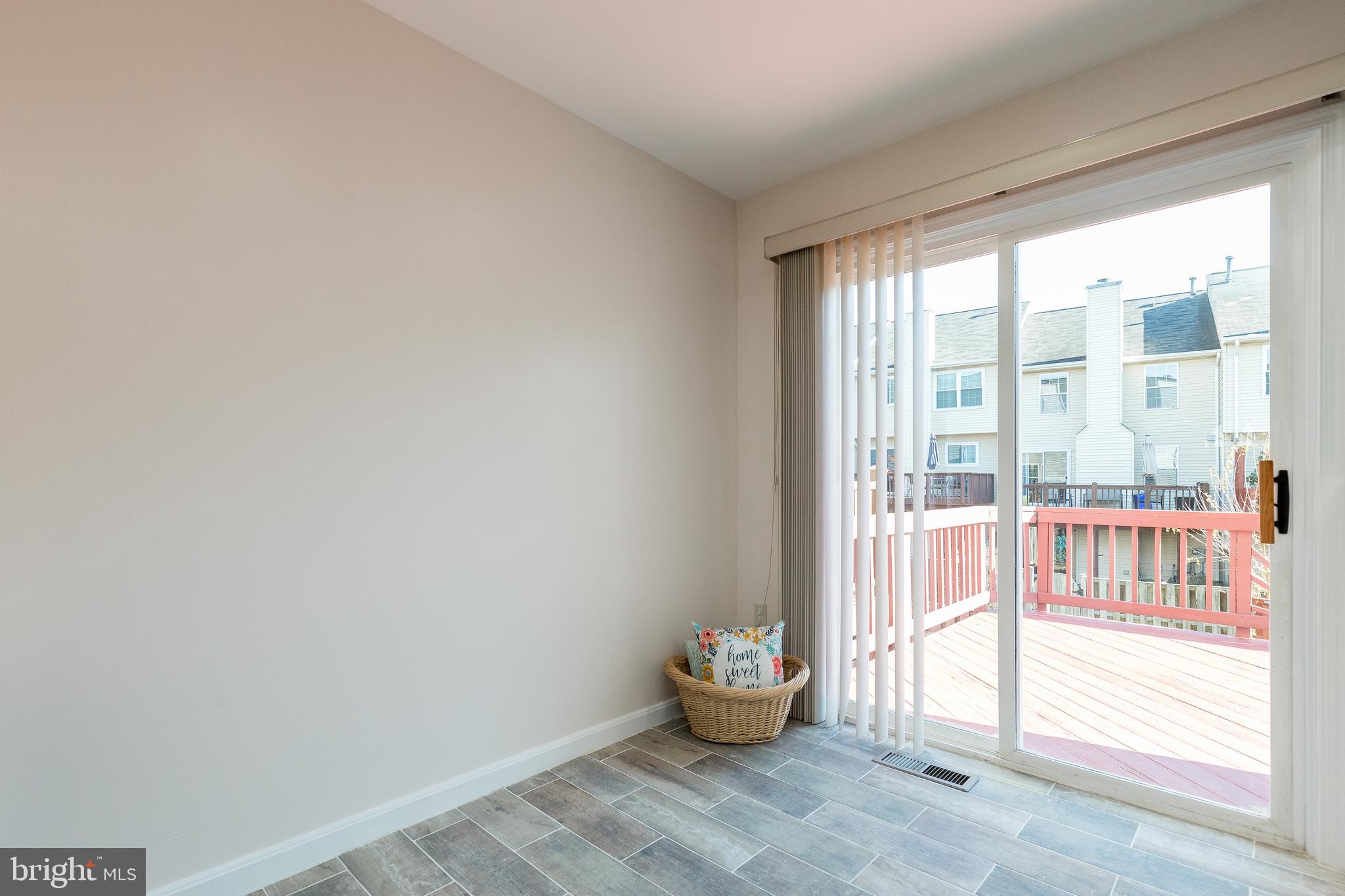 KINGSTOWNE - Residential