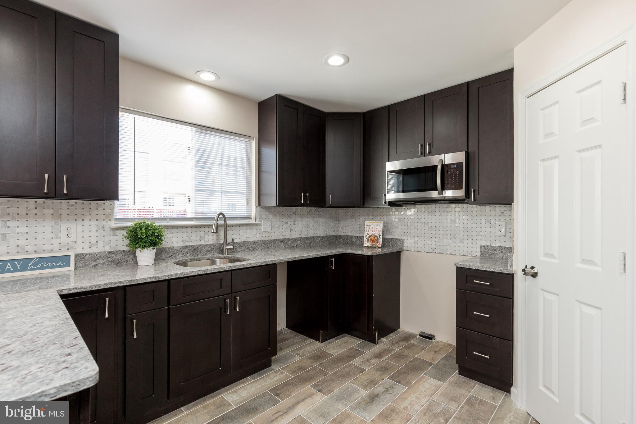 KINGSTOWNE - Residential