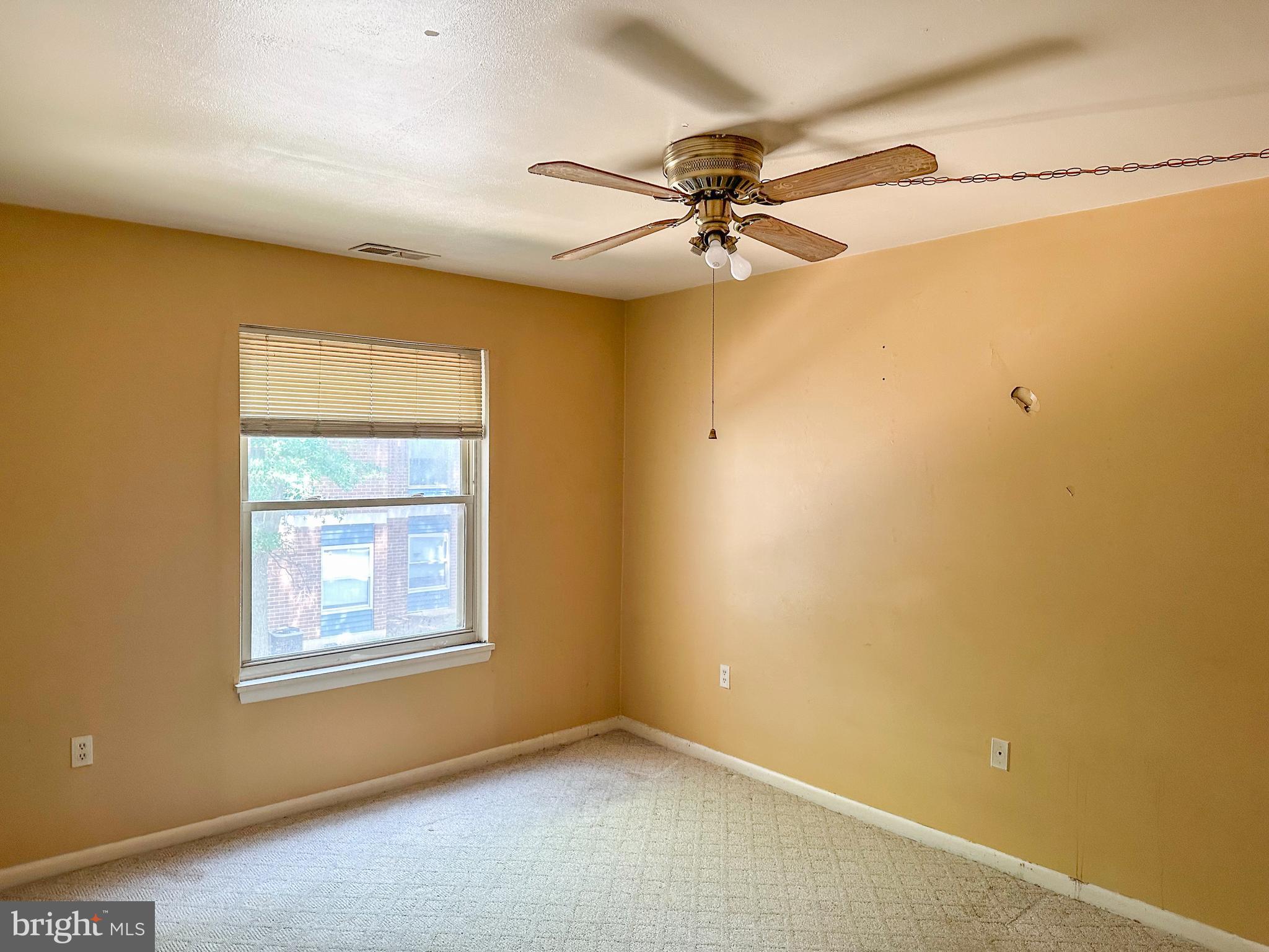 MARLOW TOWERS CONDOMINIUMS - Residential