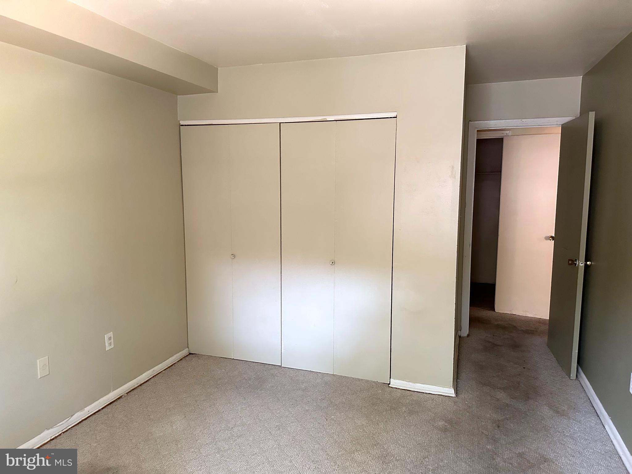 MARLOW TOWERS CONDOMINIUMS - Residential