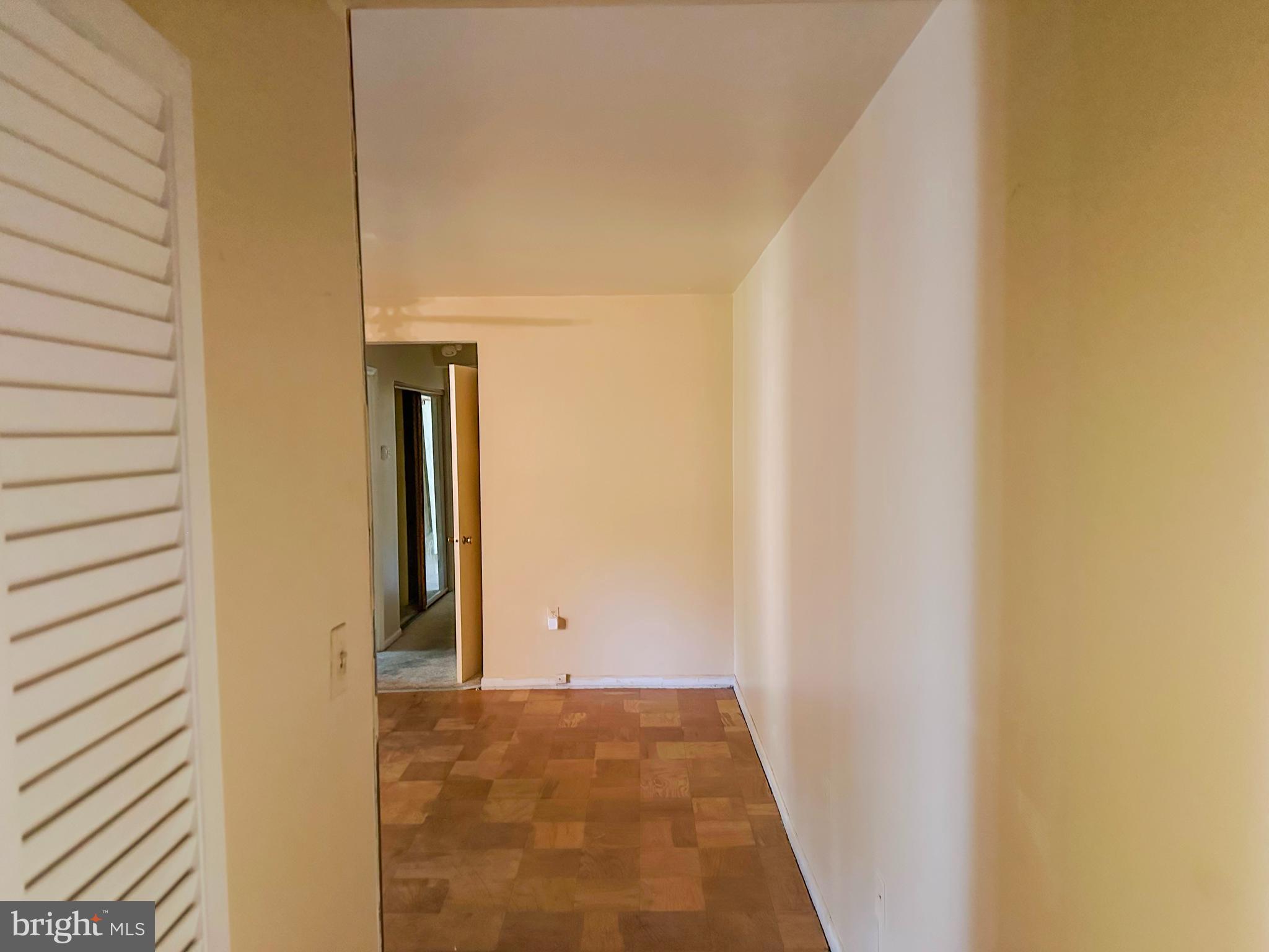 MARLOW TOWERS CONDOMINIUMS - Residential