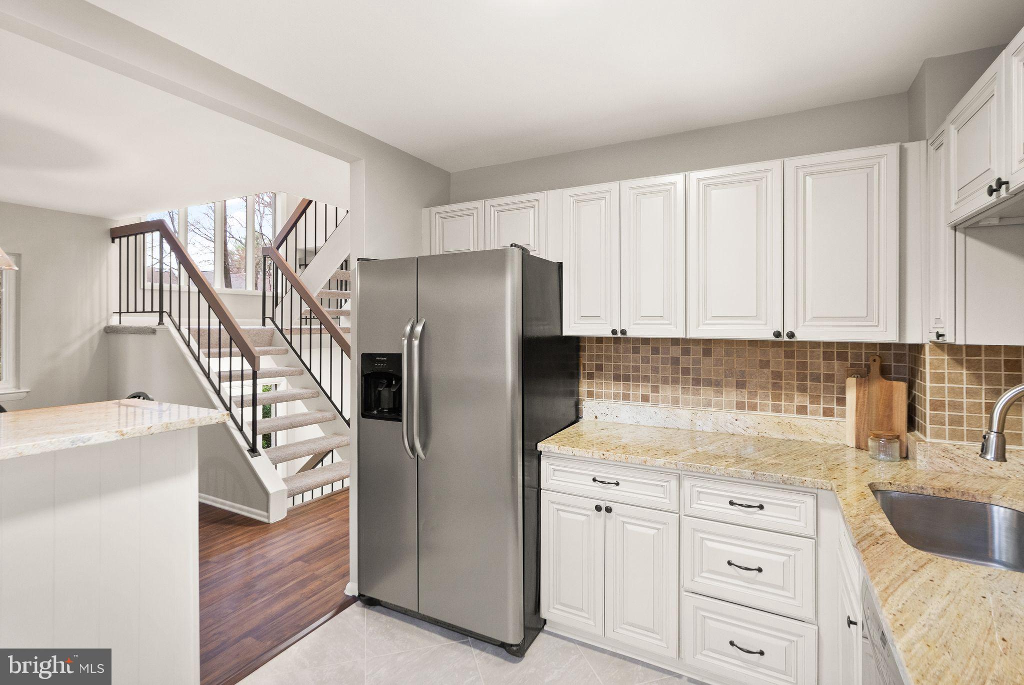 RESTON - Residential