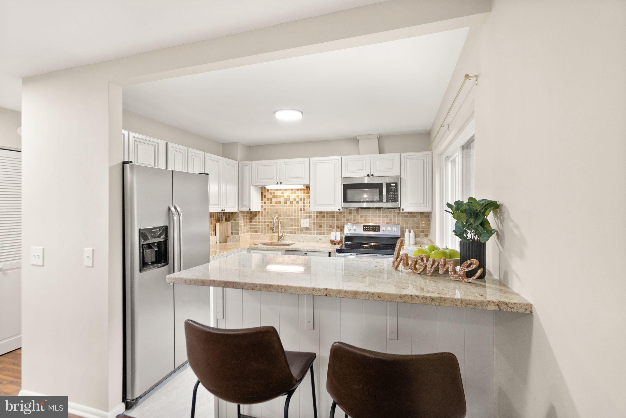 RESTON - Residential