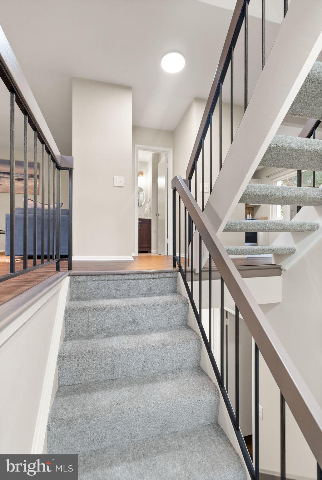 RESTON - Residential