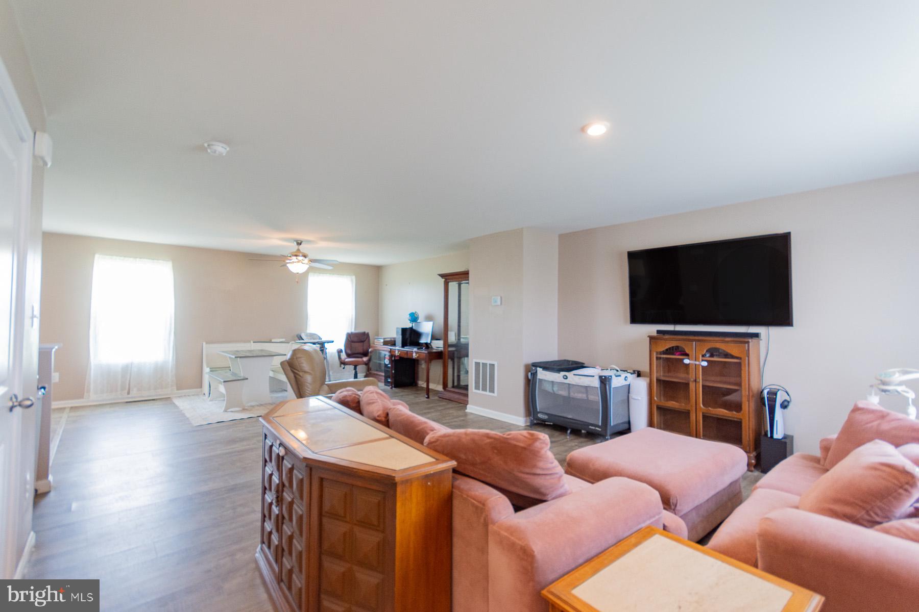 CHANDLERS GLEN - Residential