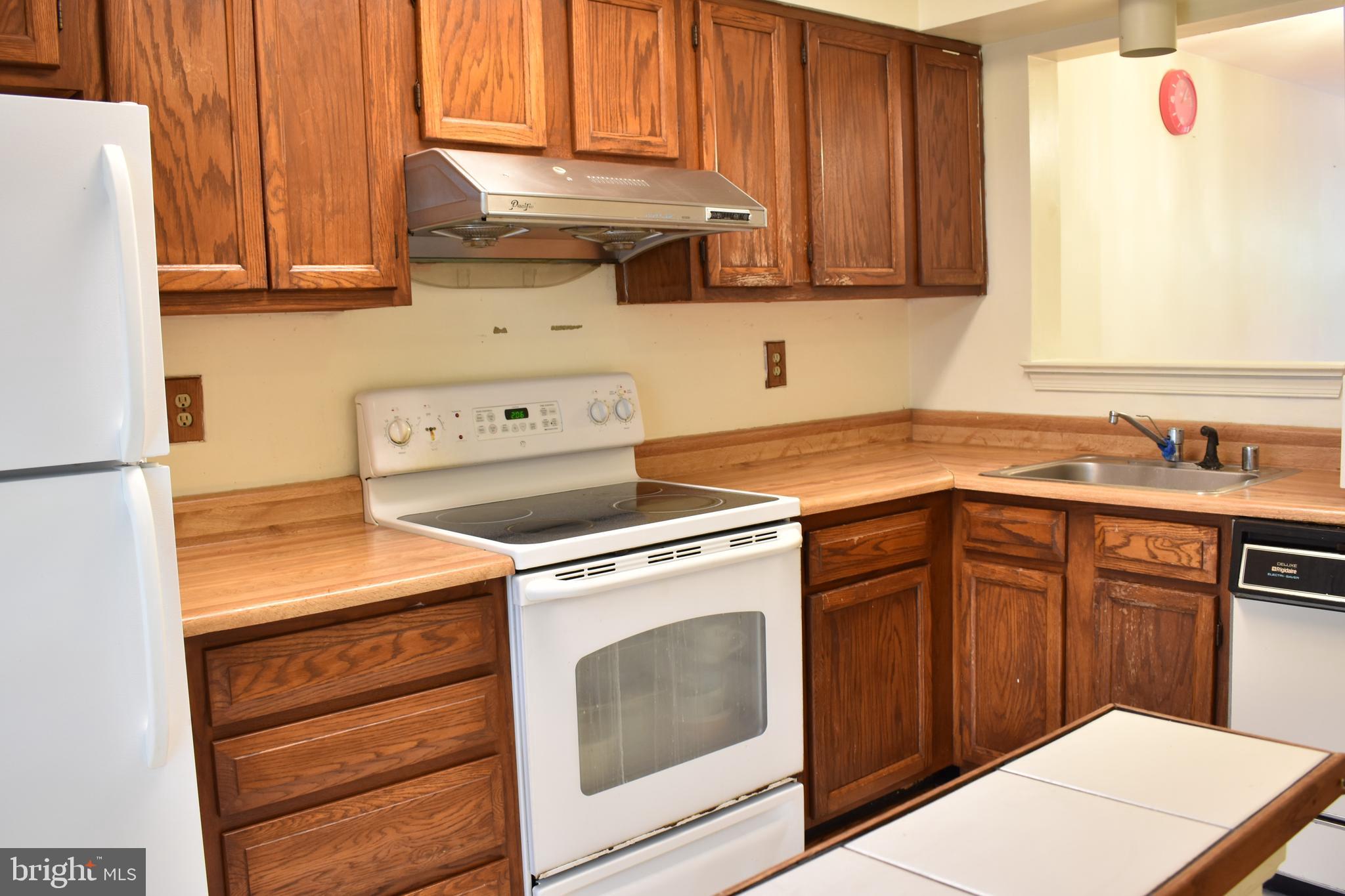 LEE LANDING PARK - Residential