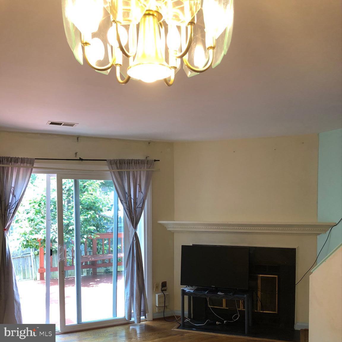 LEE LANDING PARK - Residential