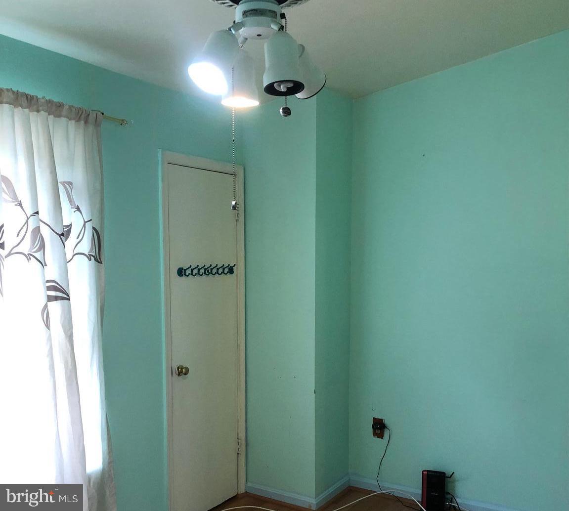 LEE LANDING PARK - Residential