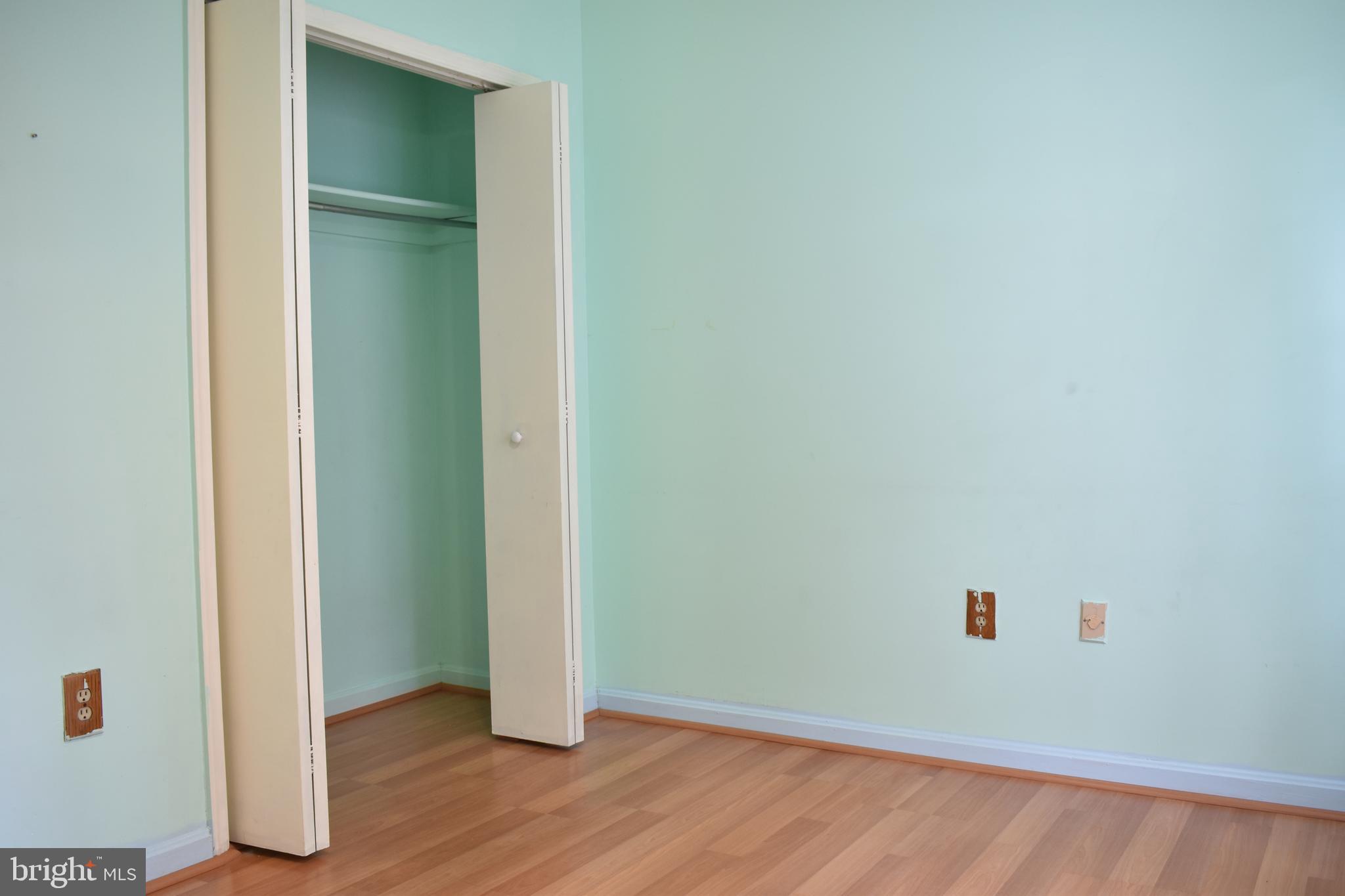 LEE LANDING PARK - Residential