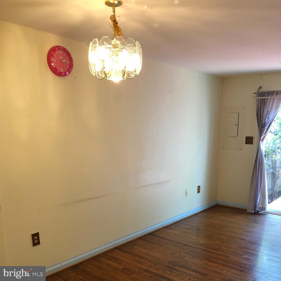 LEE LANDING PARK - Residential