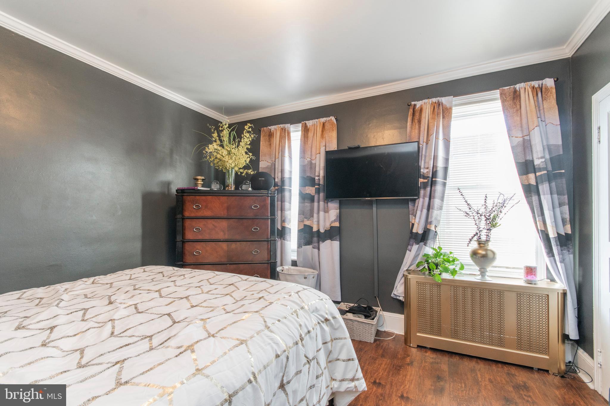 LAWNCREST - Residential