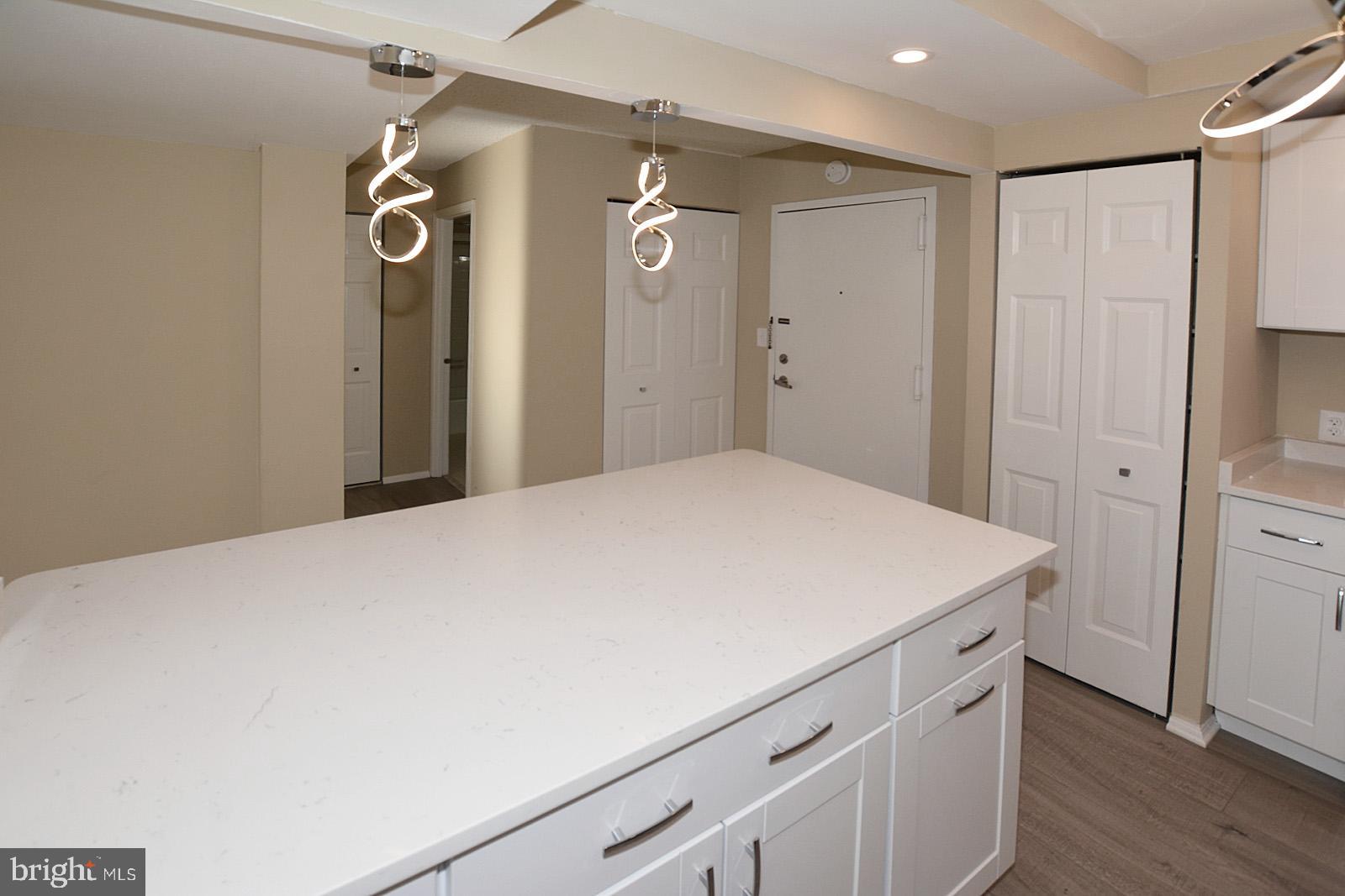 COLONIES AT MCLEAN - Residential Lease