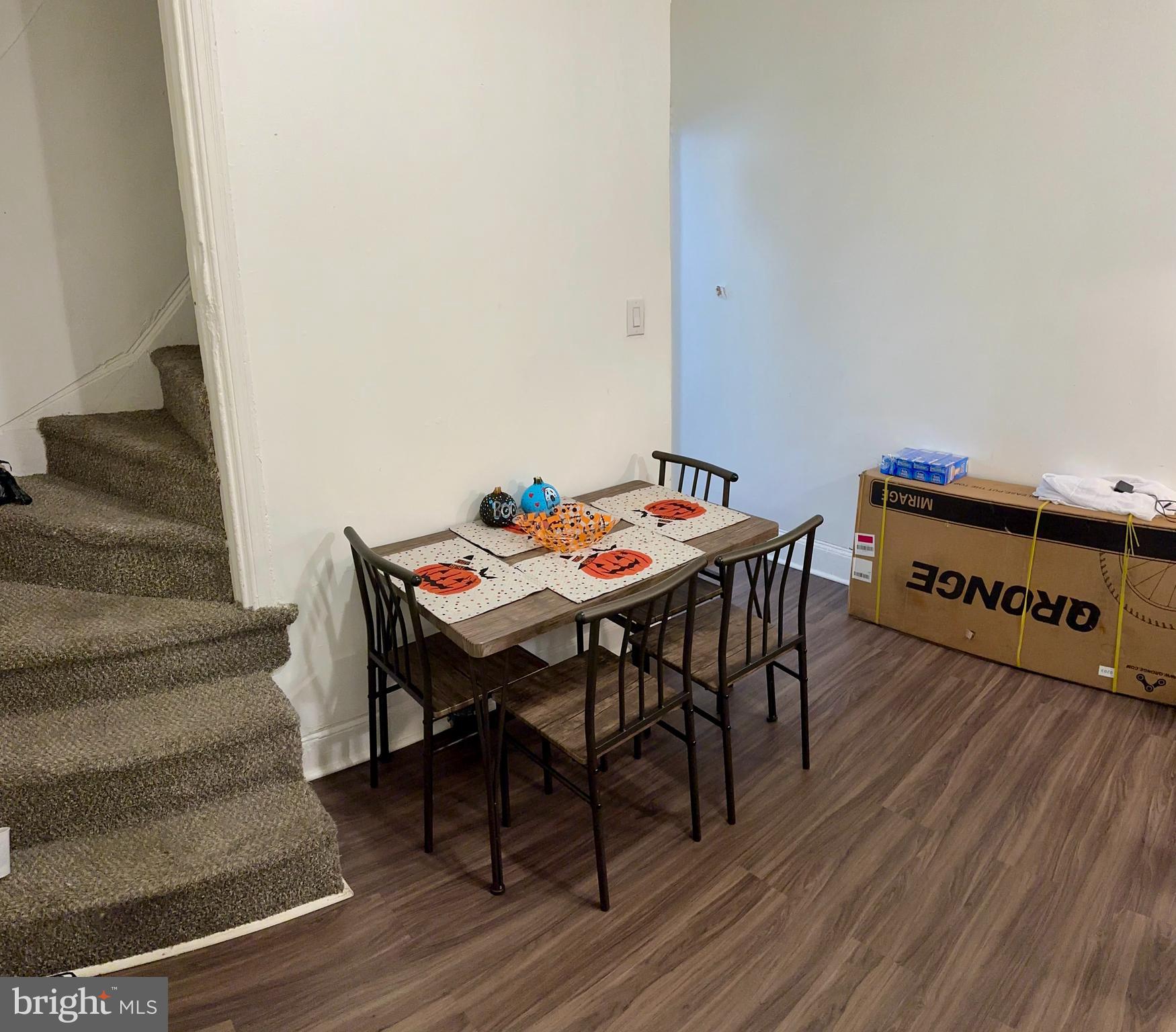 PHILADELPHIA - Residential