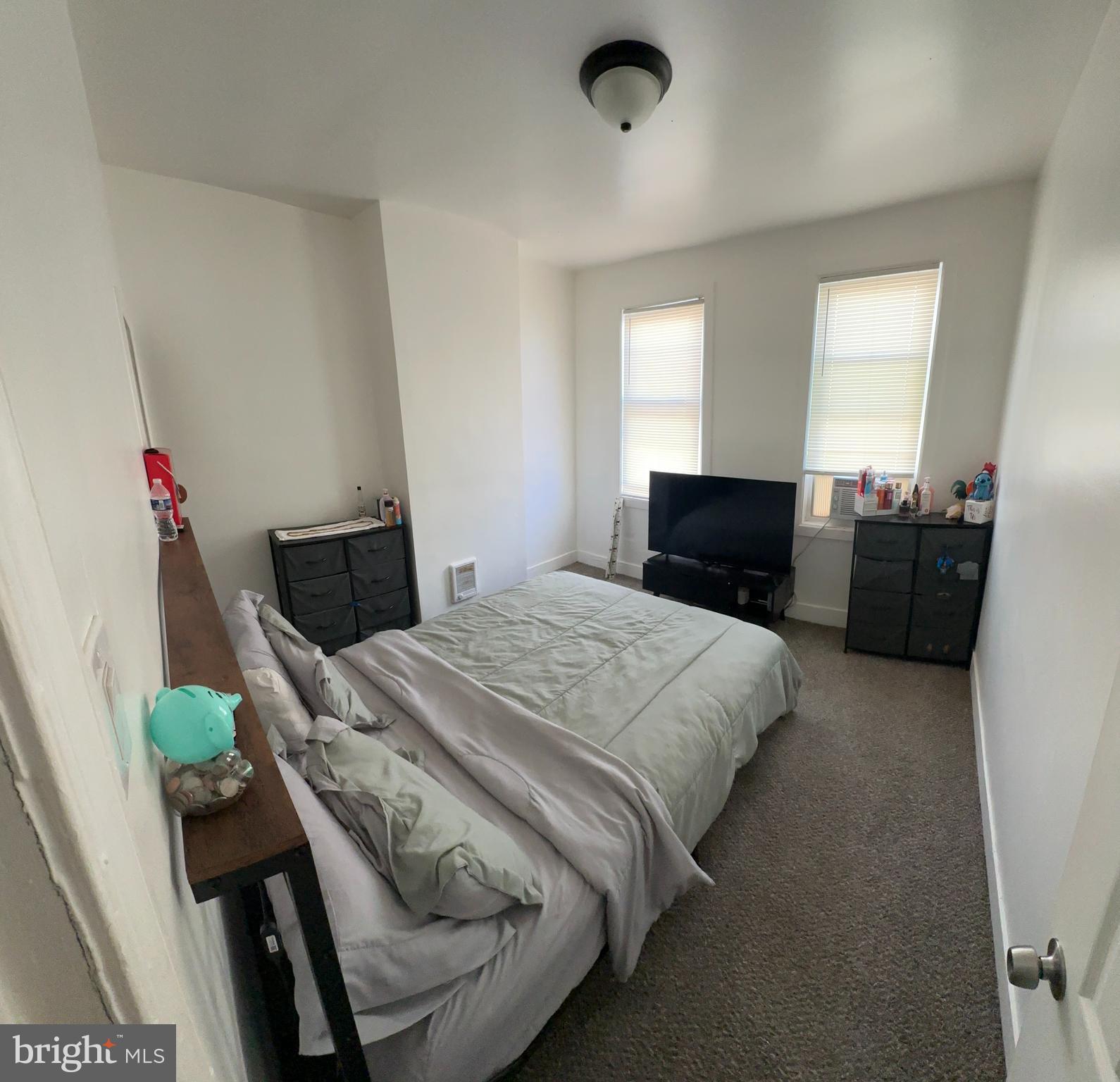 PHILADELPHIA - Residential