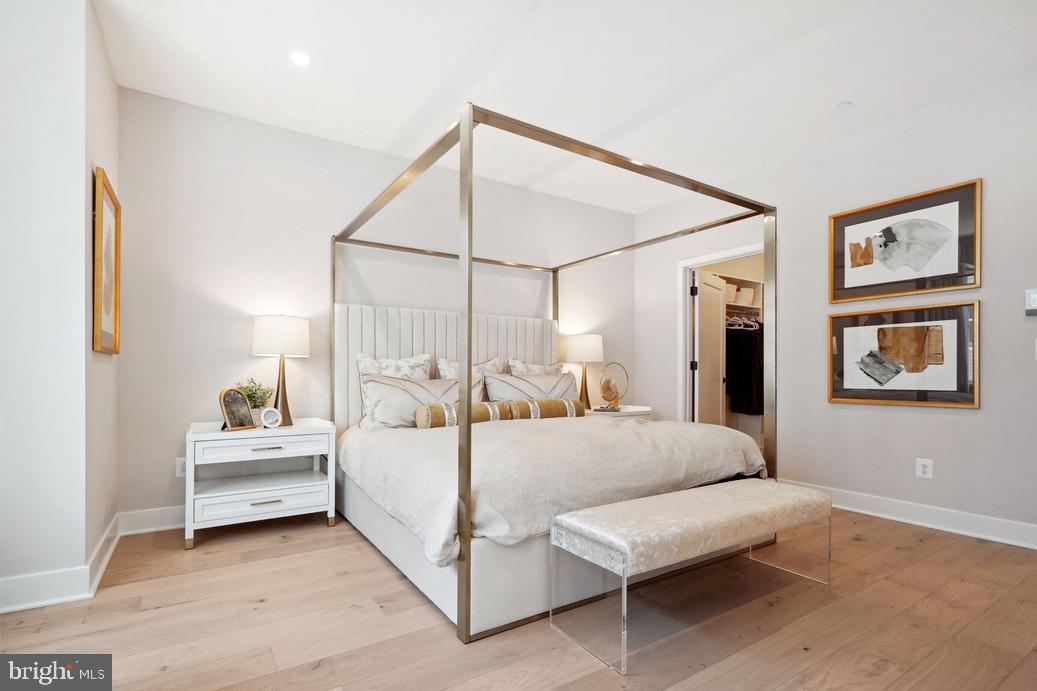 TYSONS RIDGE - Residential