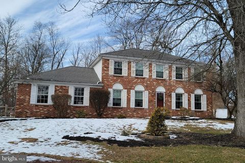4 BIRCH RUN COURT EWING NJ 08628