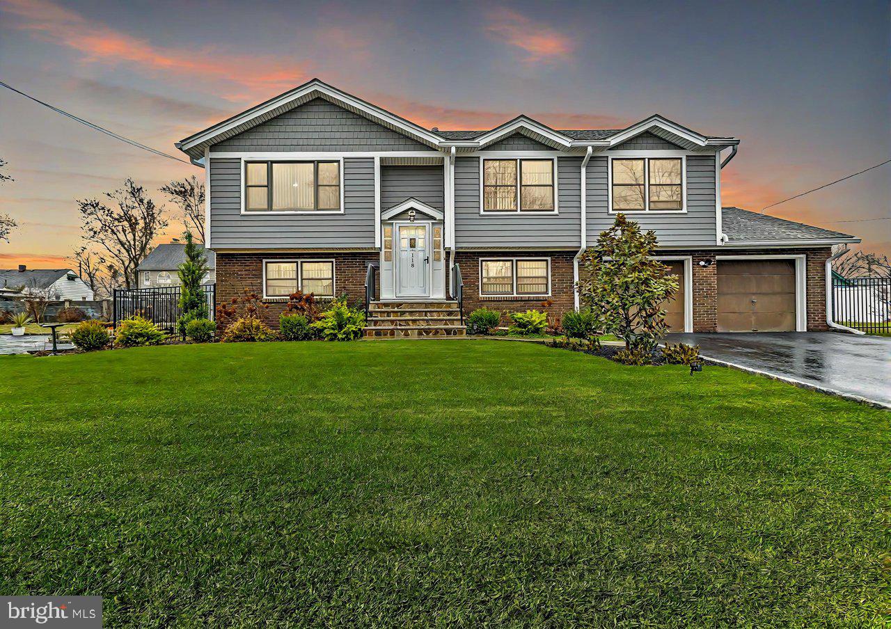 118 ARLINGTON AVENUE